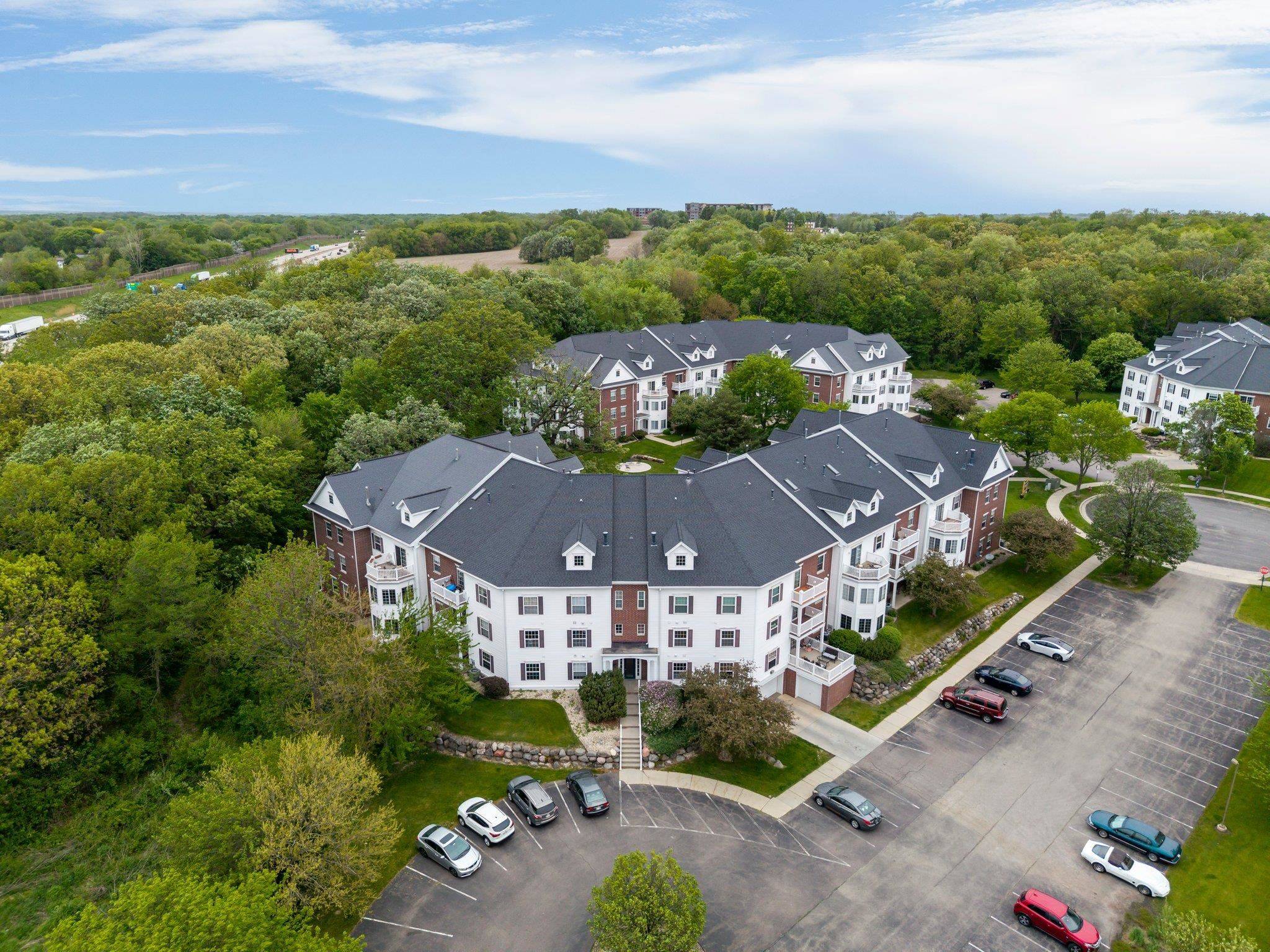 Madison, WI 53718,10 Kings Mill Circle #113