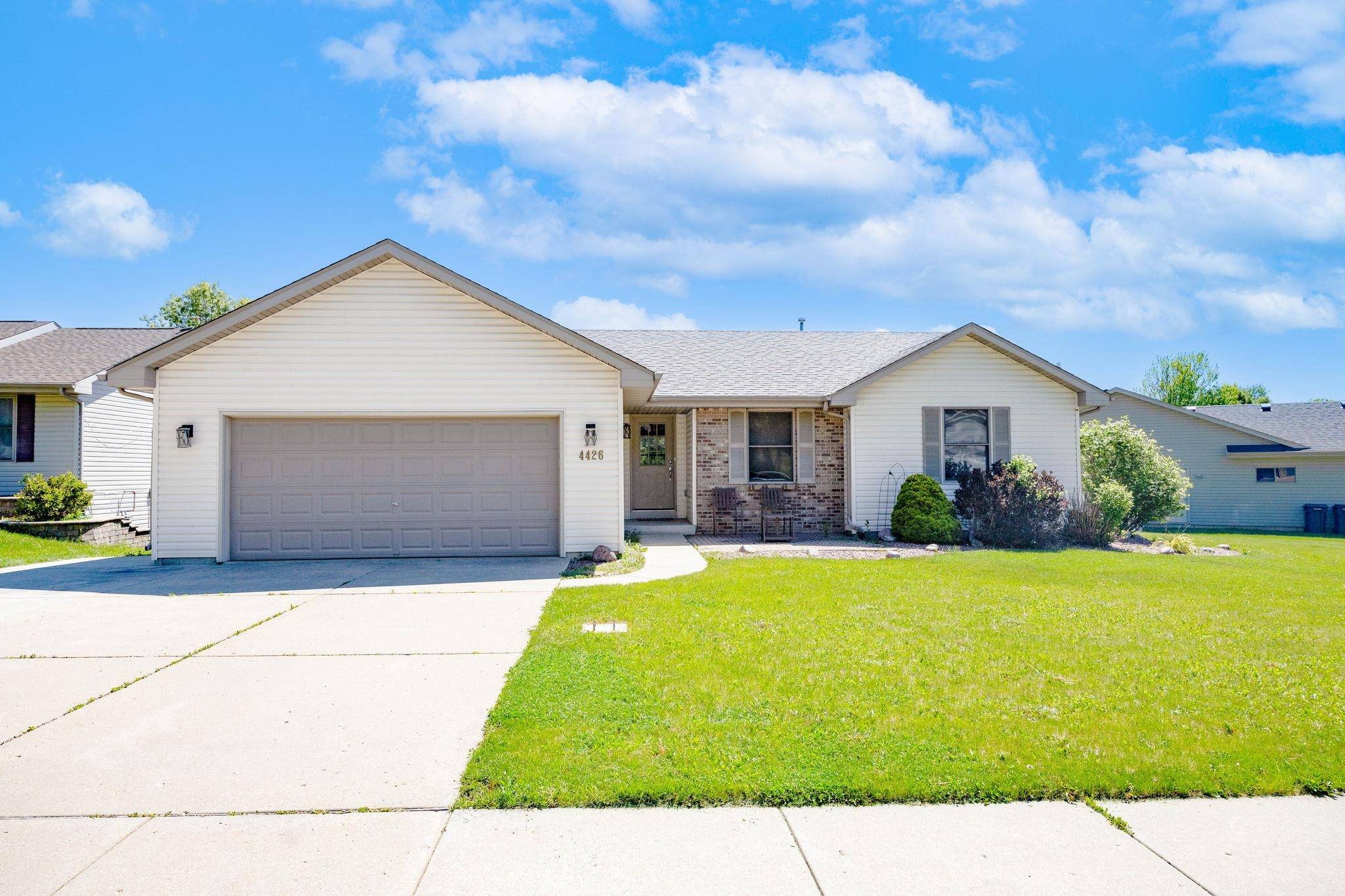Janesville, WI 53546,4426 White Oak Drive