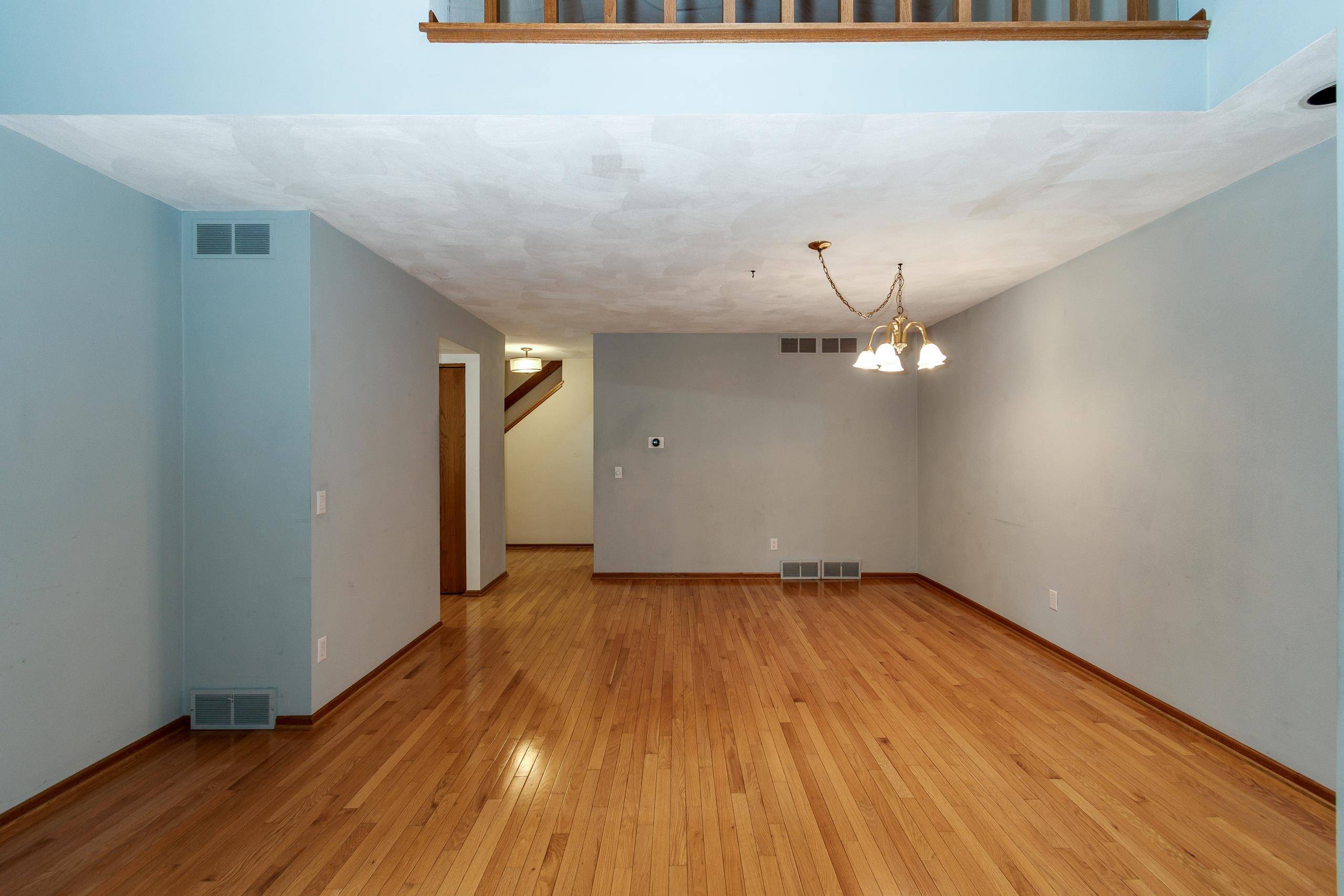Madison, WI 53717,7423 Cedar Creek Trail