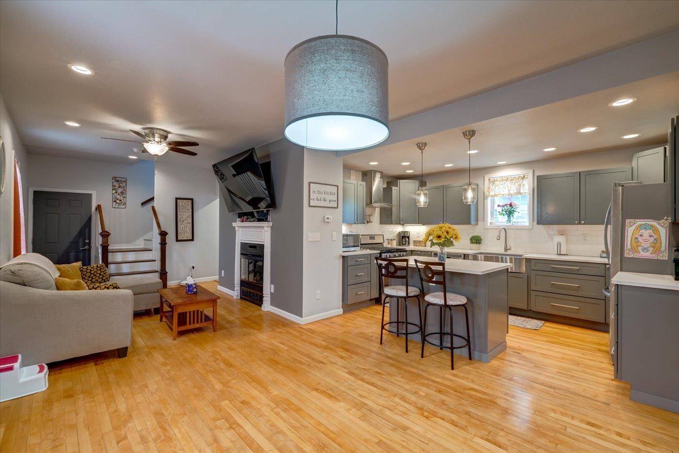 Portage, WI 53901,614 DeWitt Street