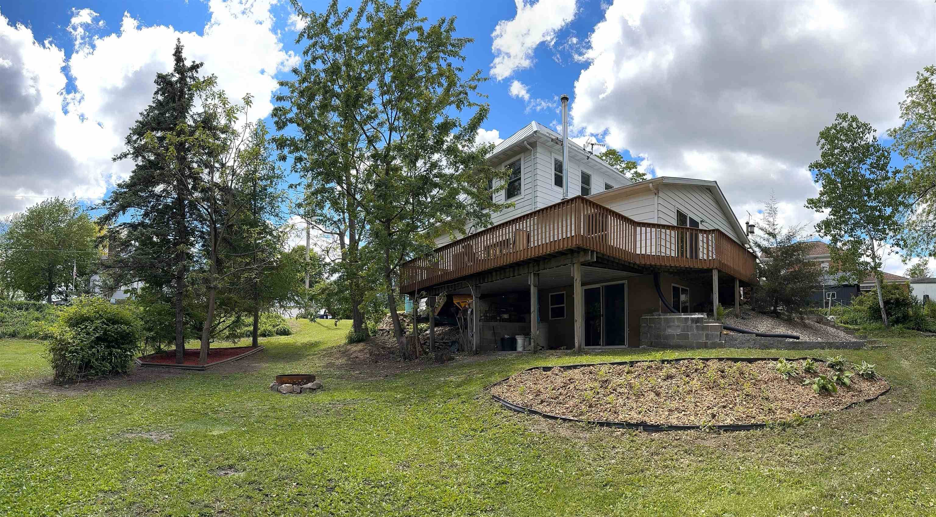 Viroqua, WI 54665,310 Independence Street