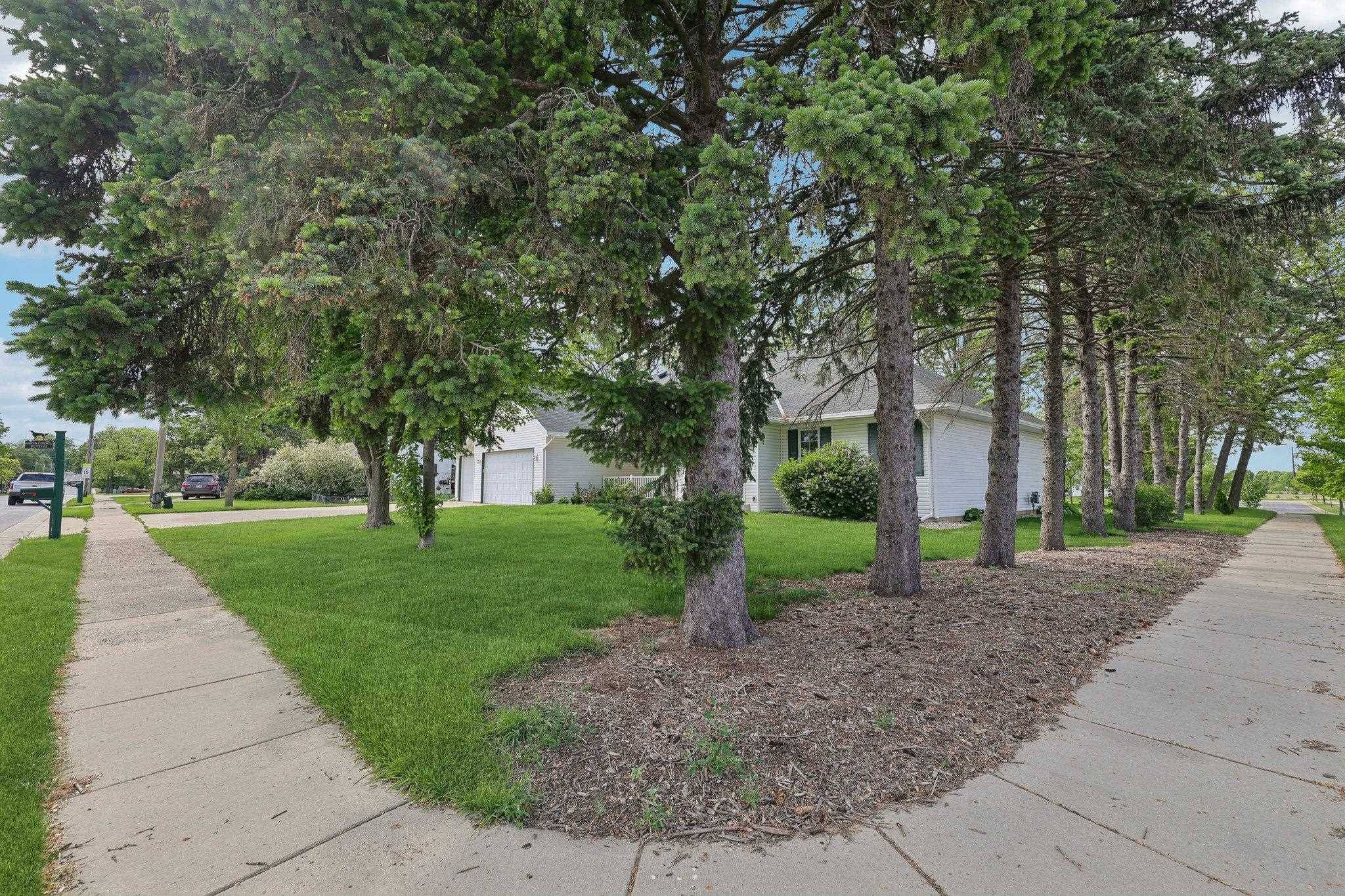 Lake Mills, WI 53551,161 E Pine Street