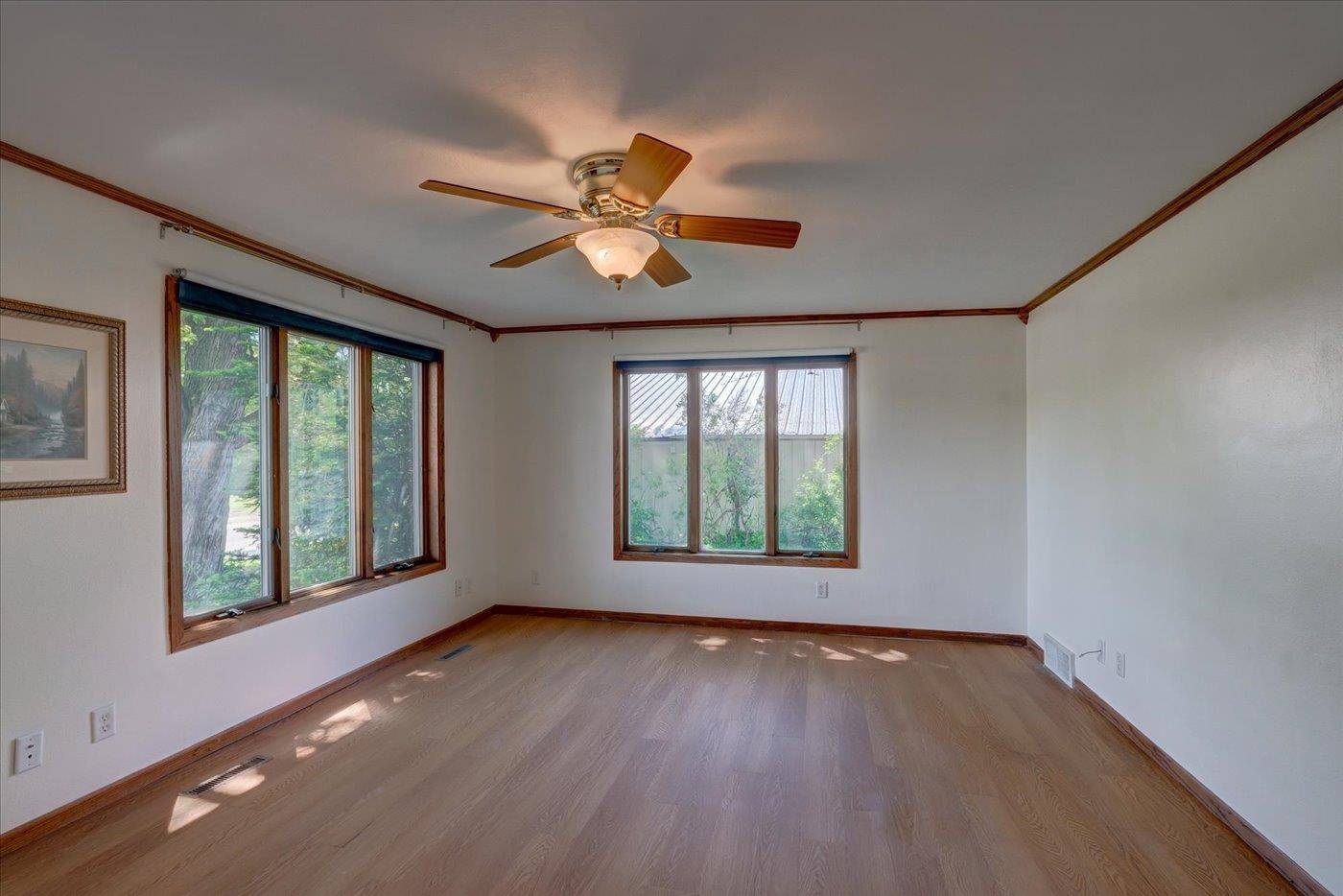 Deforest, WI 53532,412 Market Street