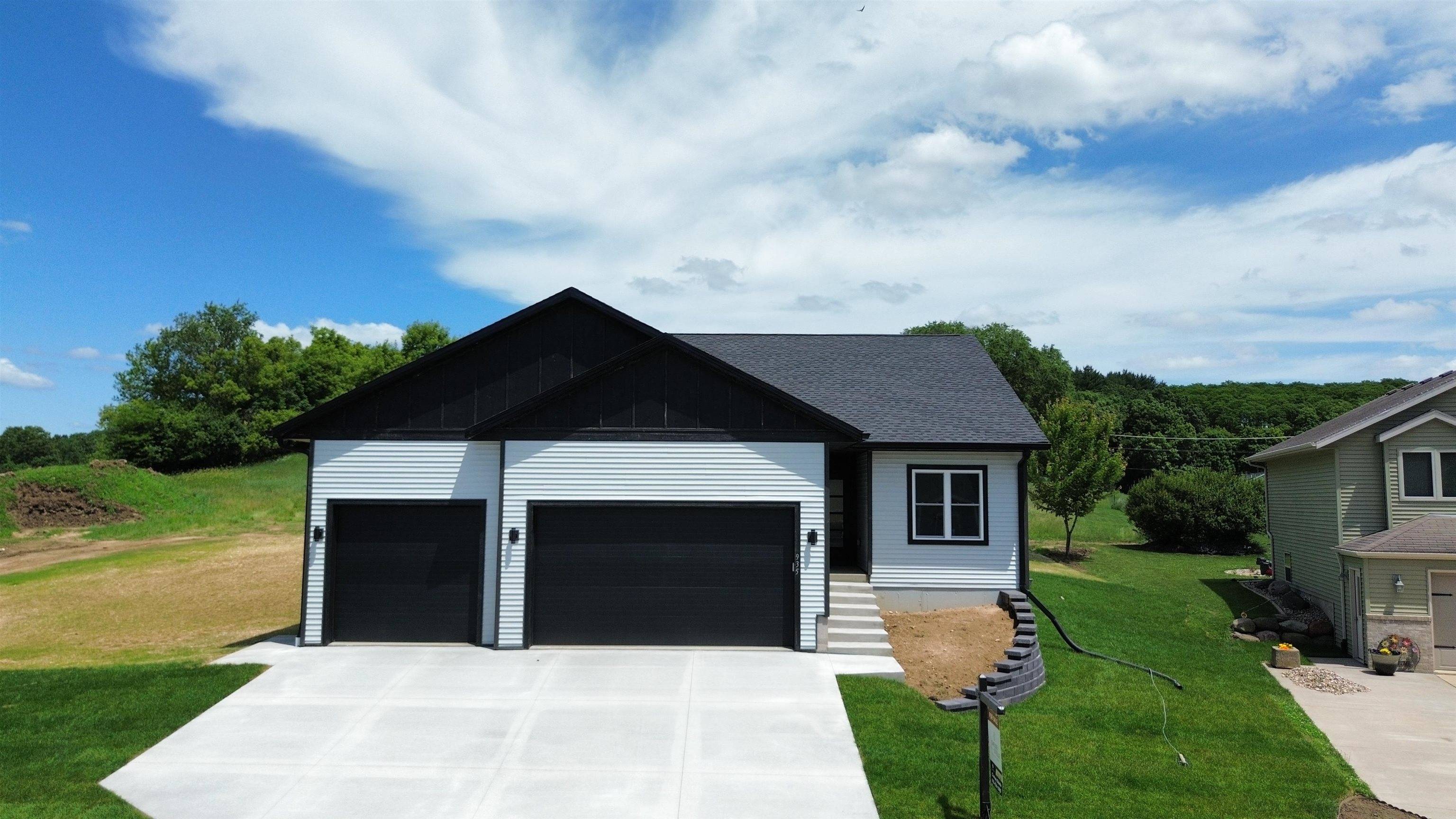 Reedsburg, WI 53959,935 Hay Creek Trail
