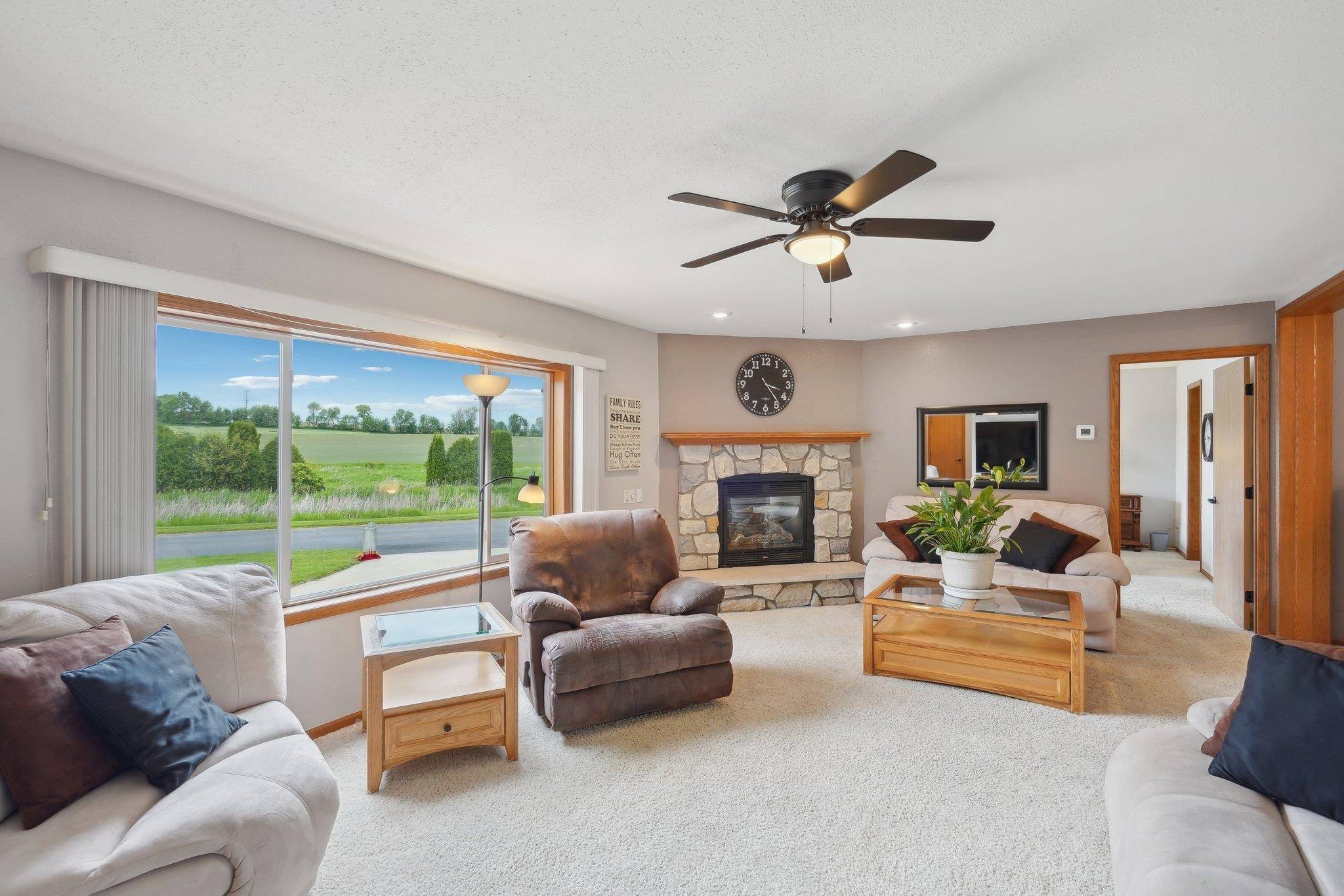 Waunakee, WI 53597,5441 Kalesey Court #91