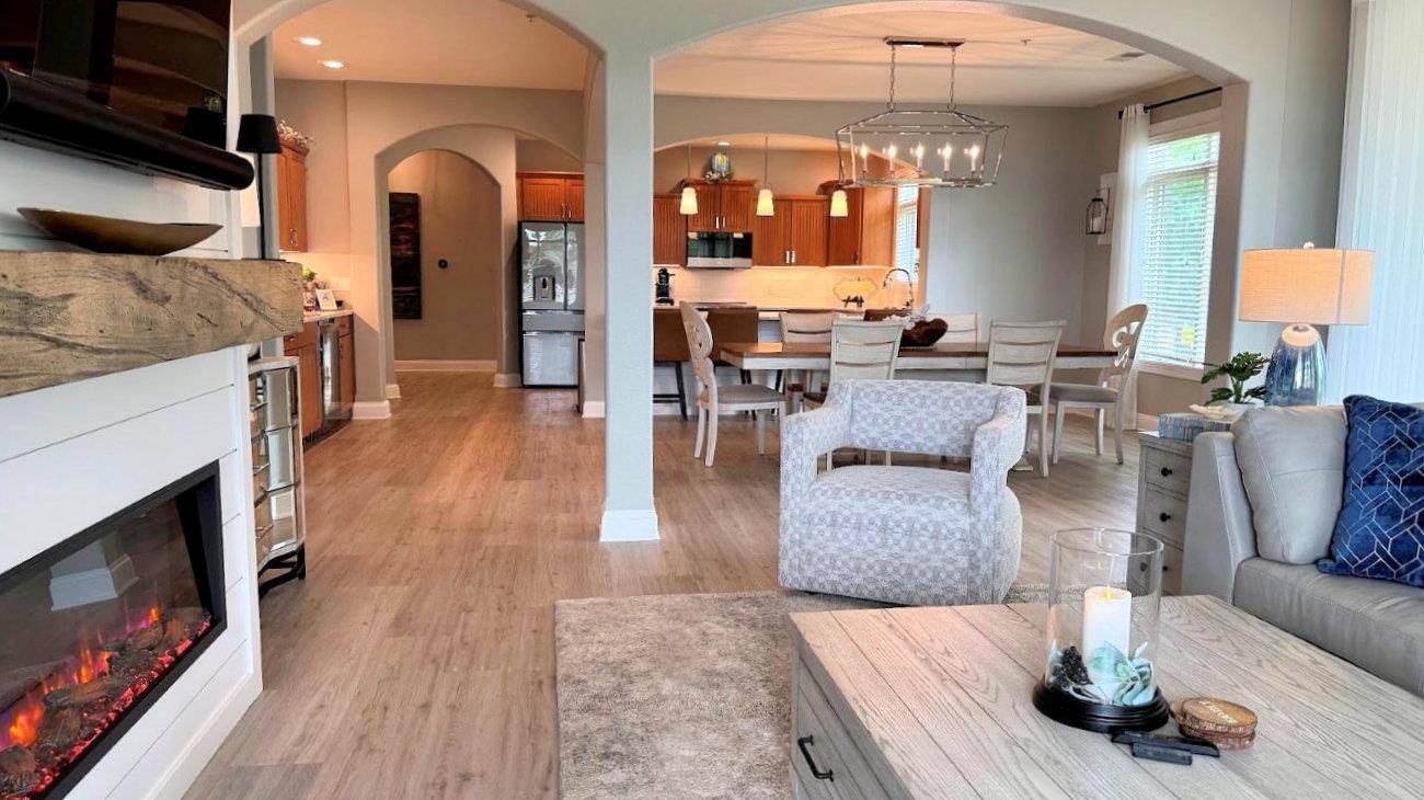 Wisconsin Dells, WI 53965,650 E Hiawatha Drive #306