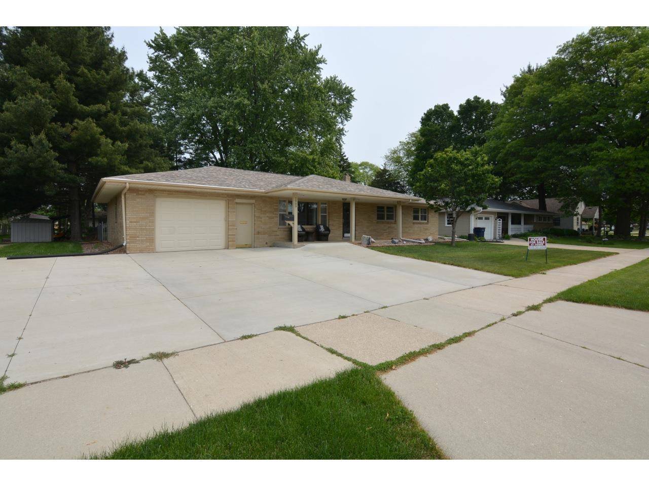 Janesville, WI 53545,1909 E Memorial Drive