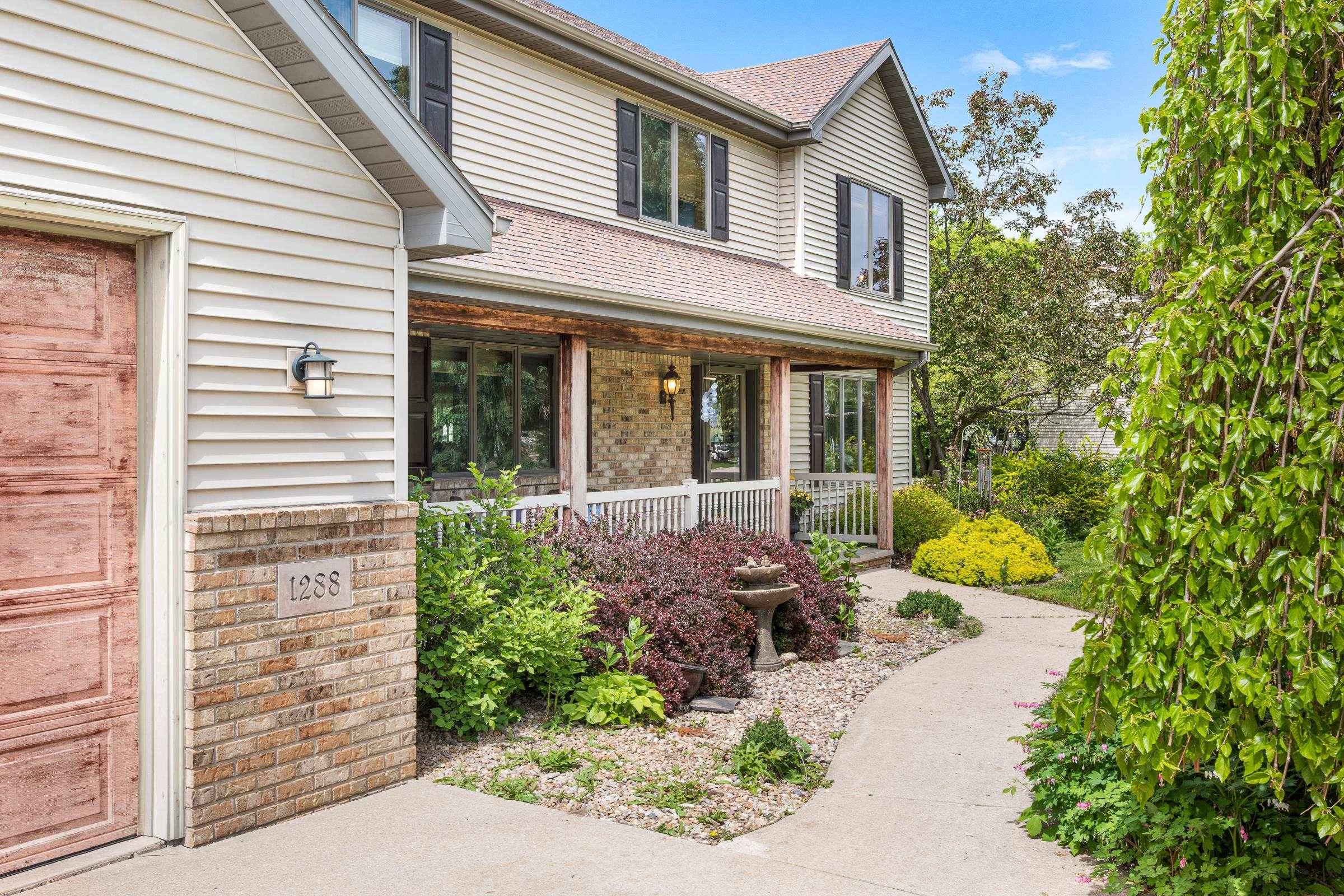 Neenah, WI 54956,1288 Whippletree Lane