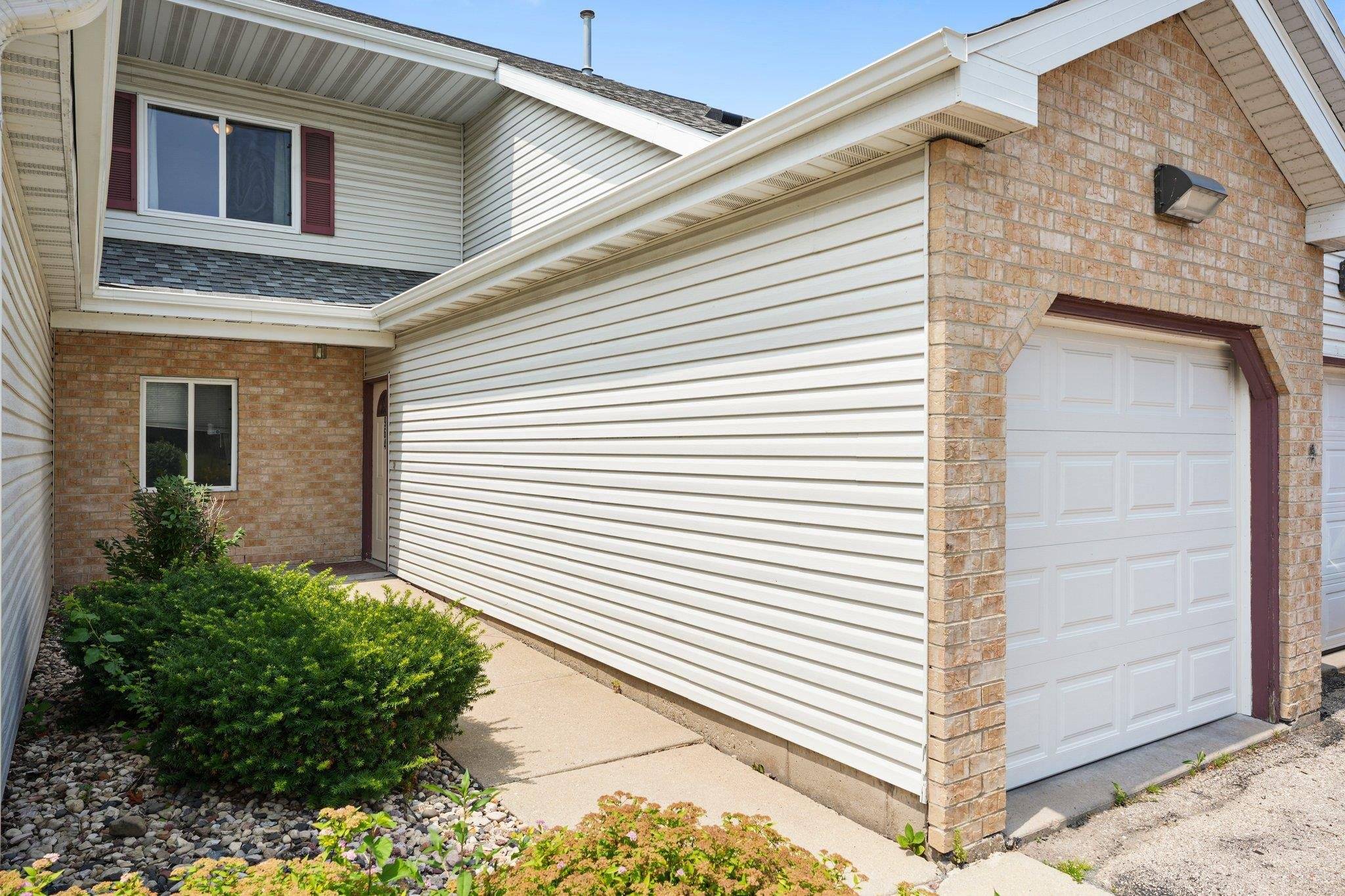 Madison, WI 53704,964 Rockefeller Lane