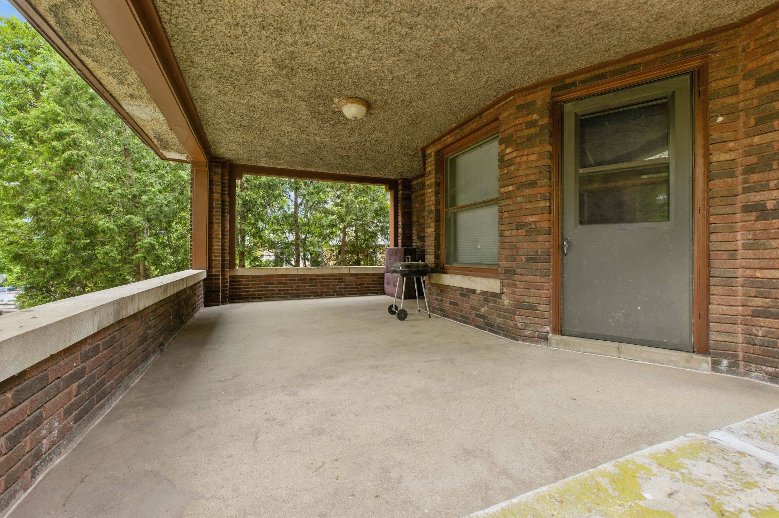 Madison, WI 53703,515 N Pinckney Street
