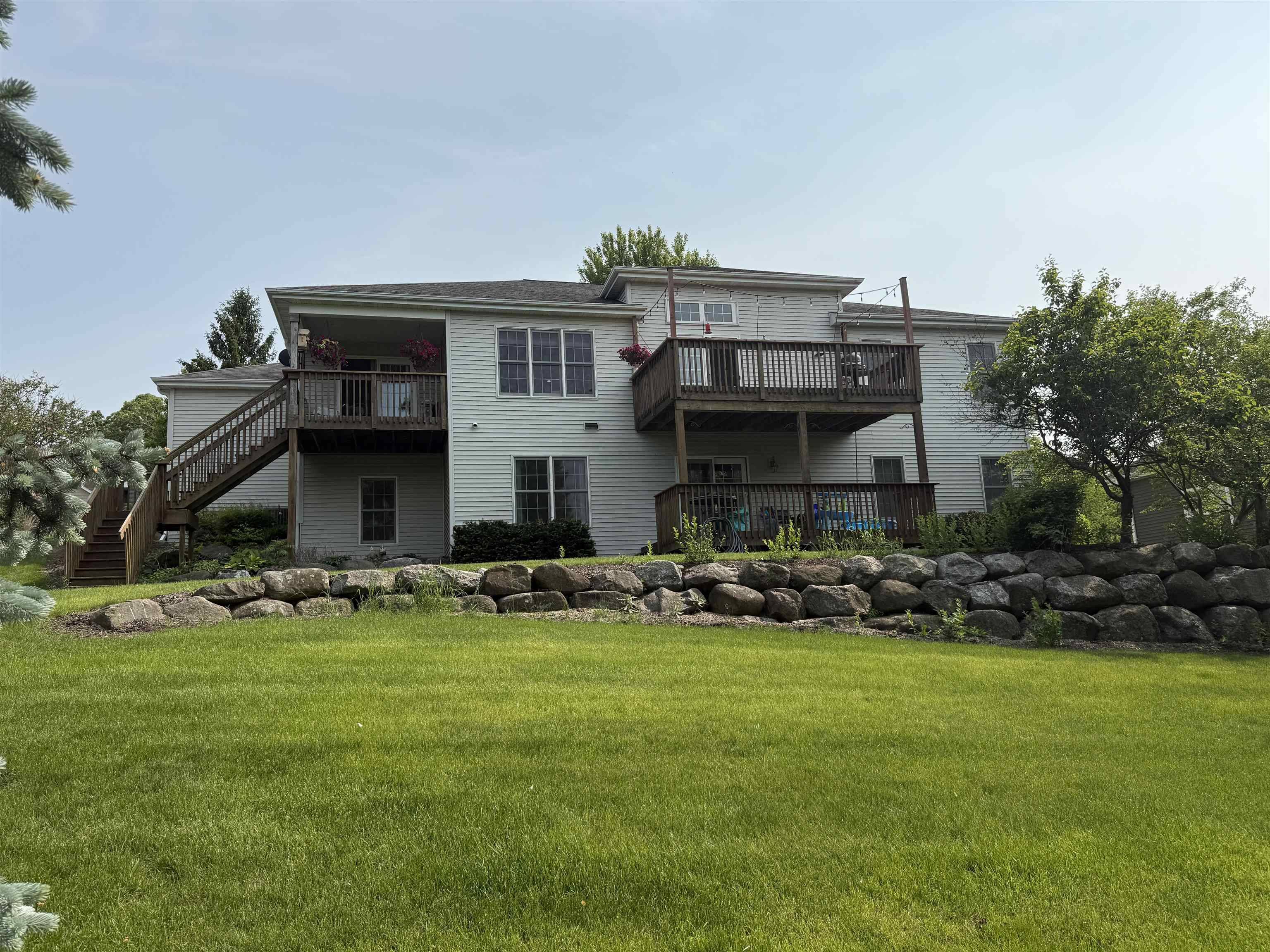 Mount Horeb, WI 53572,112 Autumnwood Circle