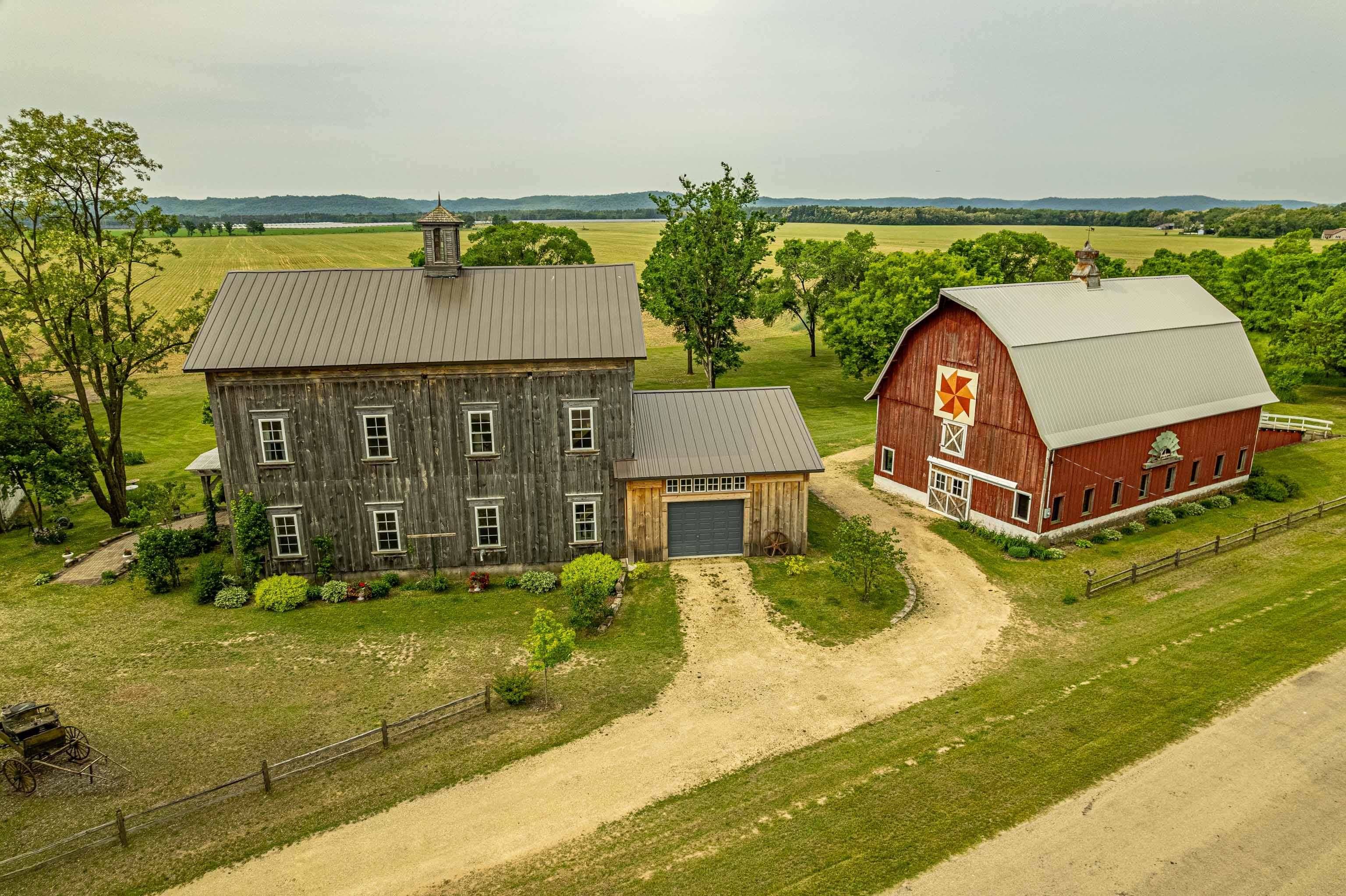 Lone Rock, WI 53556,33511 Old Mill Road