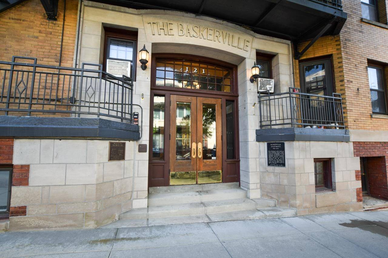 Madison, WI 53703,121 S Hamilton Street #203