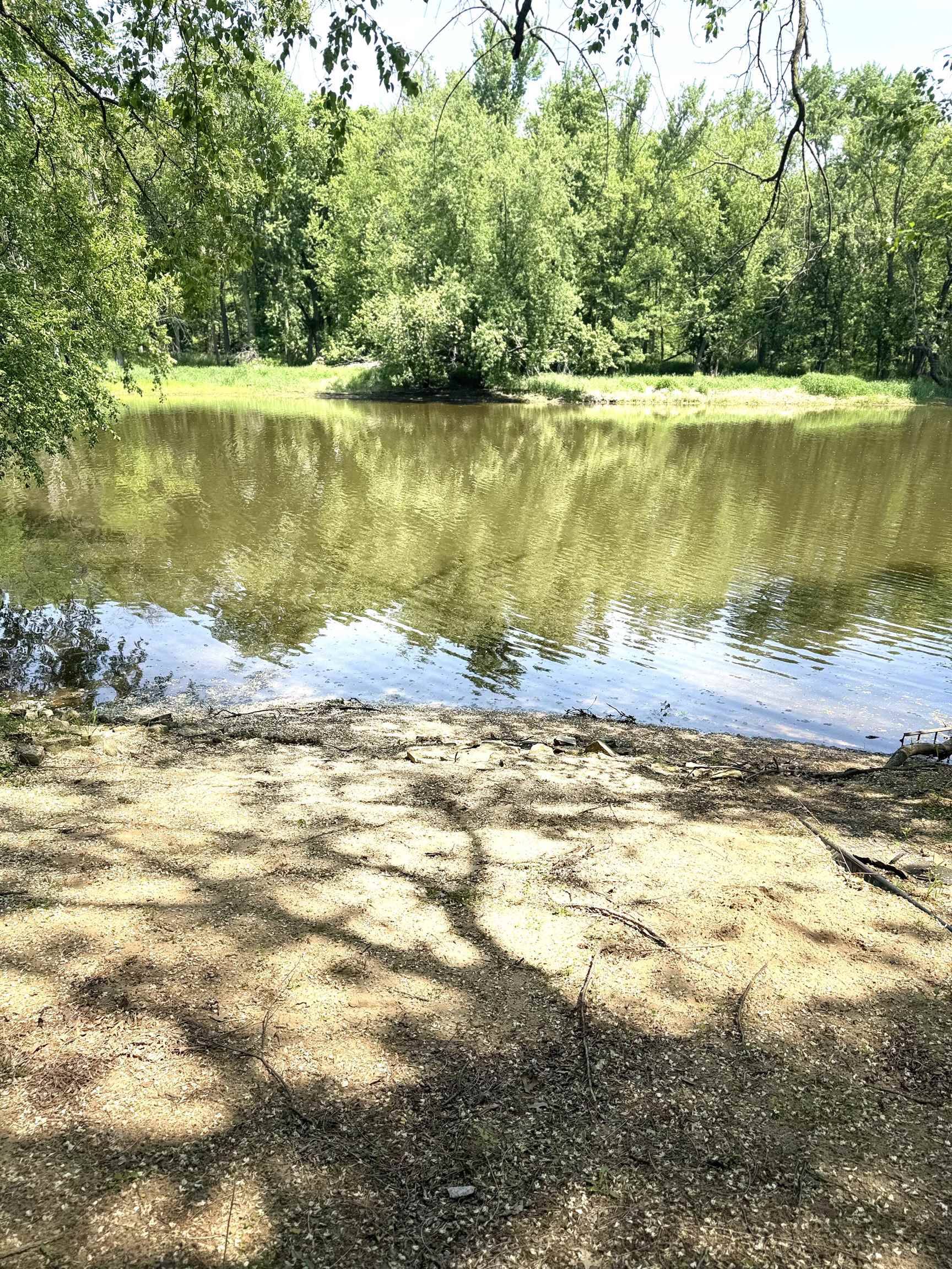 Avoca, WI 53506,404 Lakeshore Drive