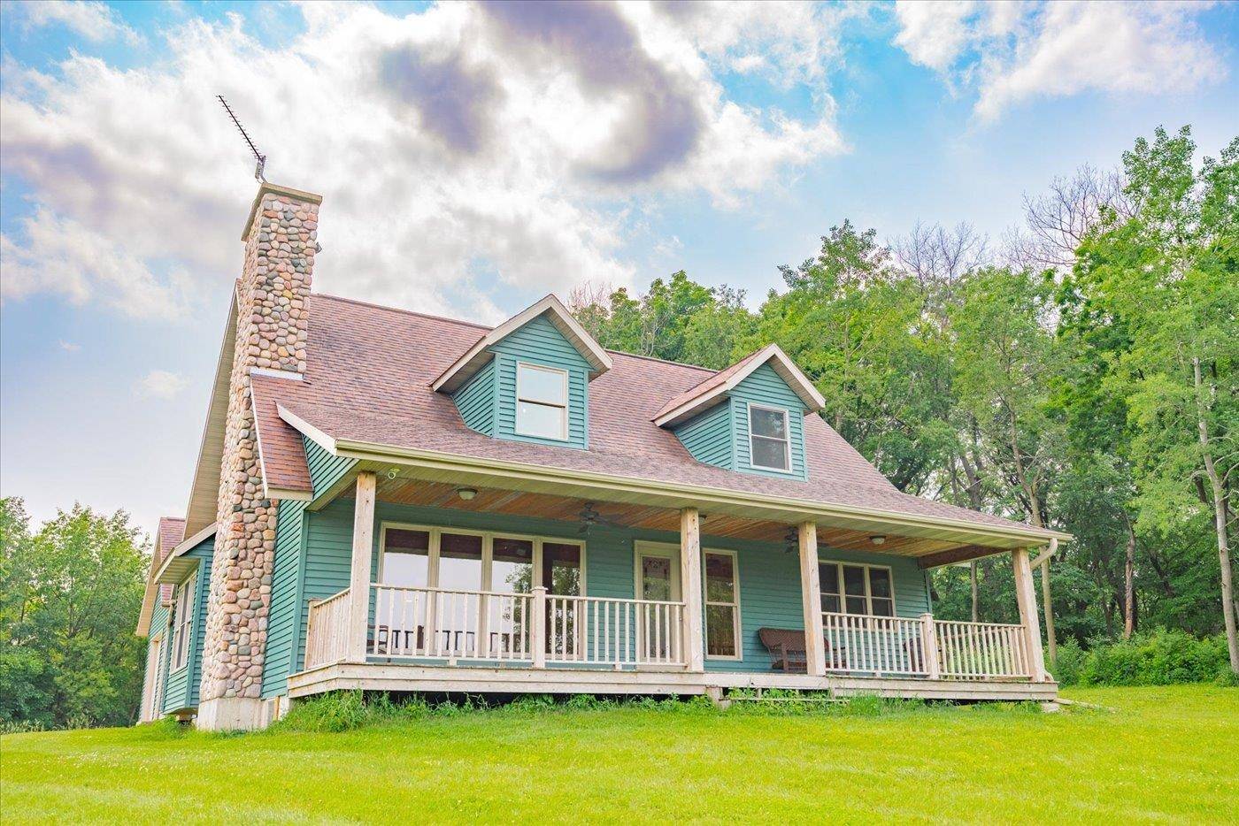 Stoughton, WI 53589,1717 Koshkonong Road