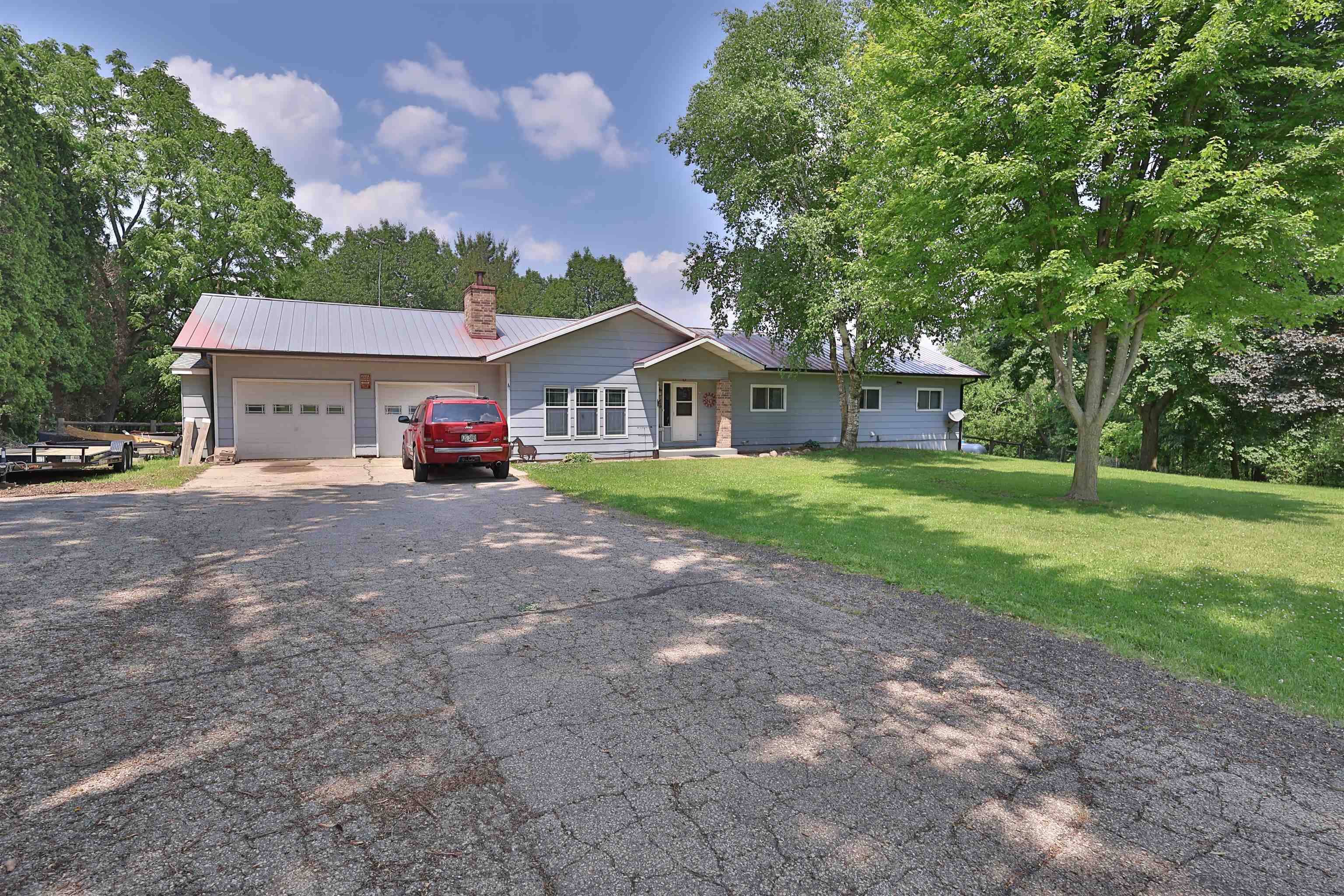 Platteville, WI 53818,3260 County B Road