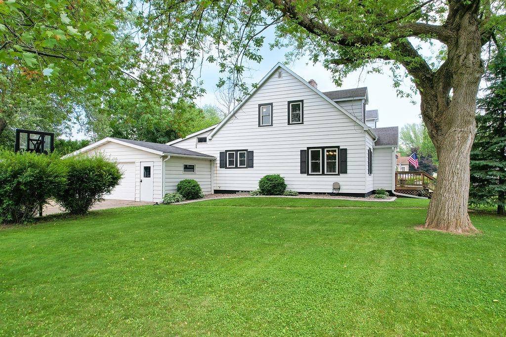 Mauston, WI 53948,475 West Avenue