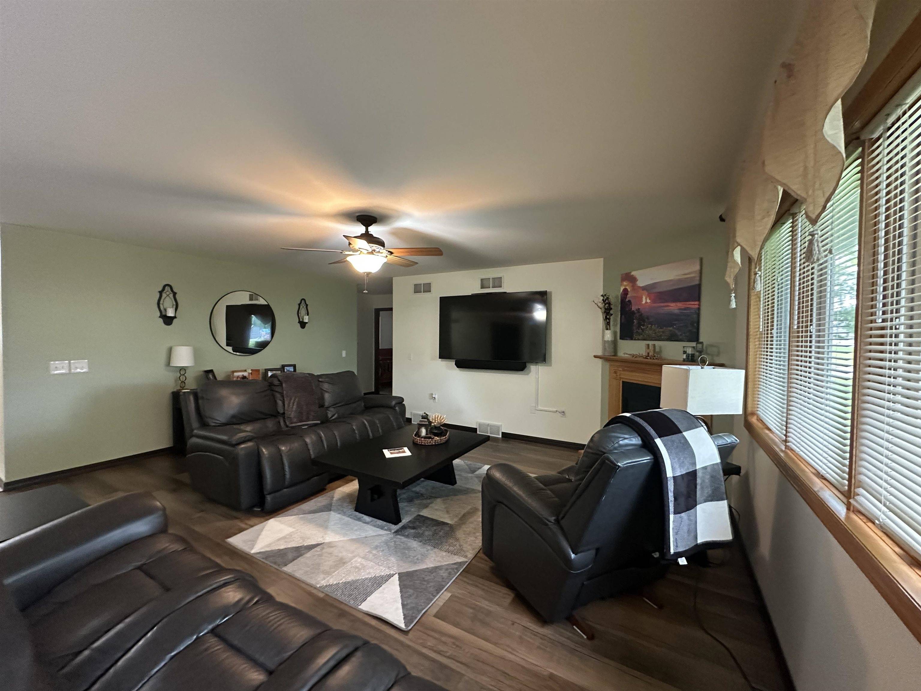Columbus, WI 53925,140 Anna Circle