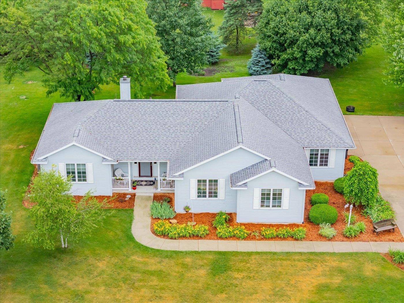 Stoughton, WI 53589,2756 Yahara Road