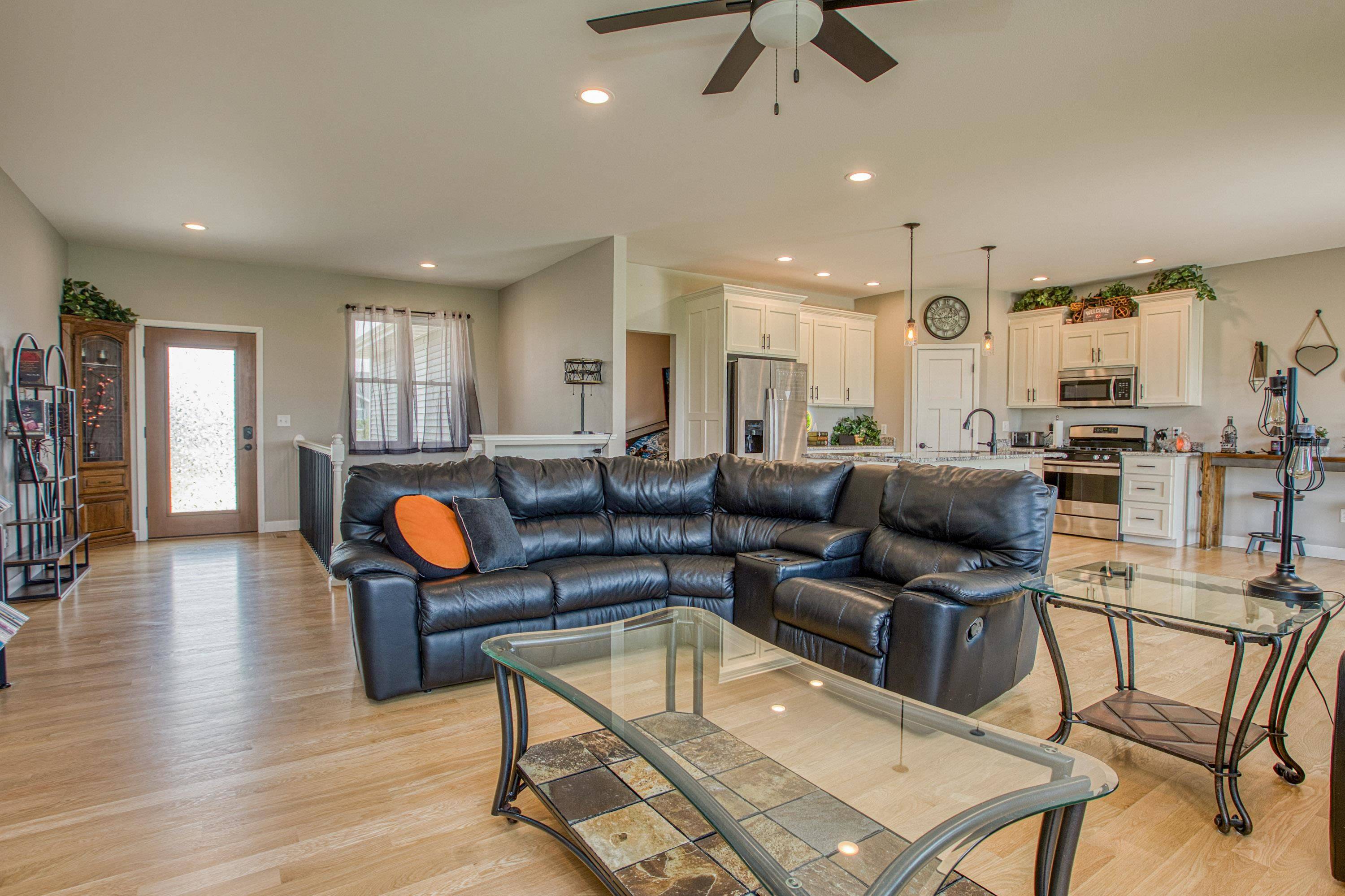 Benton, WI 53803,349 White Street
