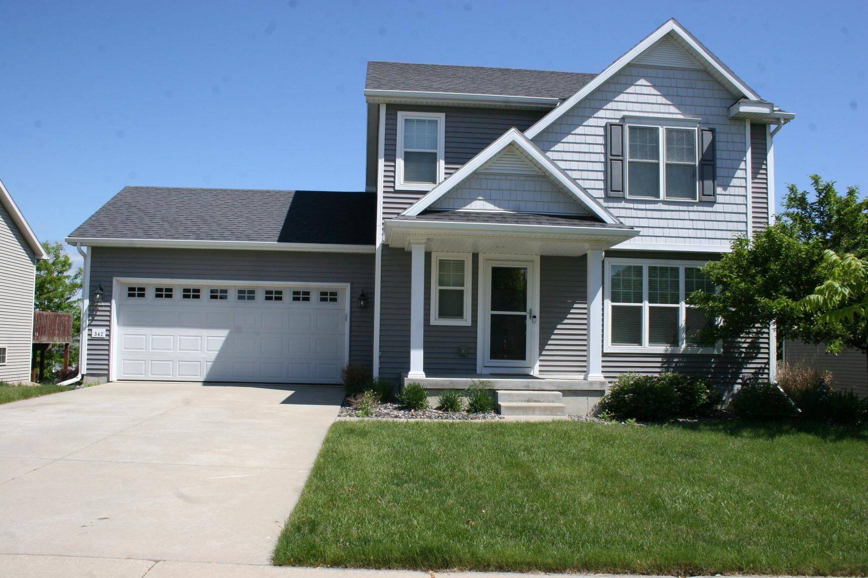 Verona, WI 53593,342 E Chapel Royal Drive