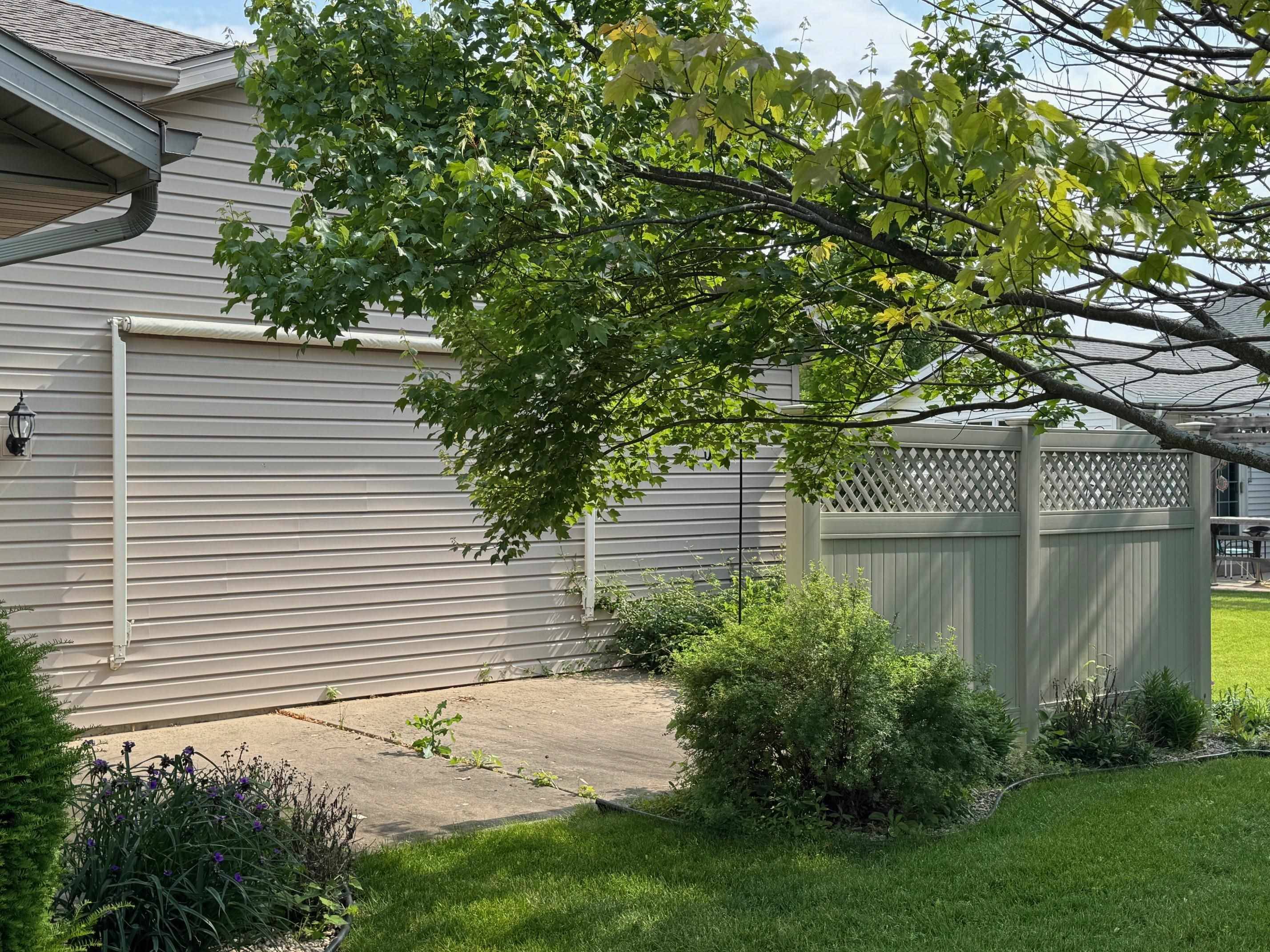 Janesville, WI 53546,4202 Greenbriar Drive