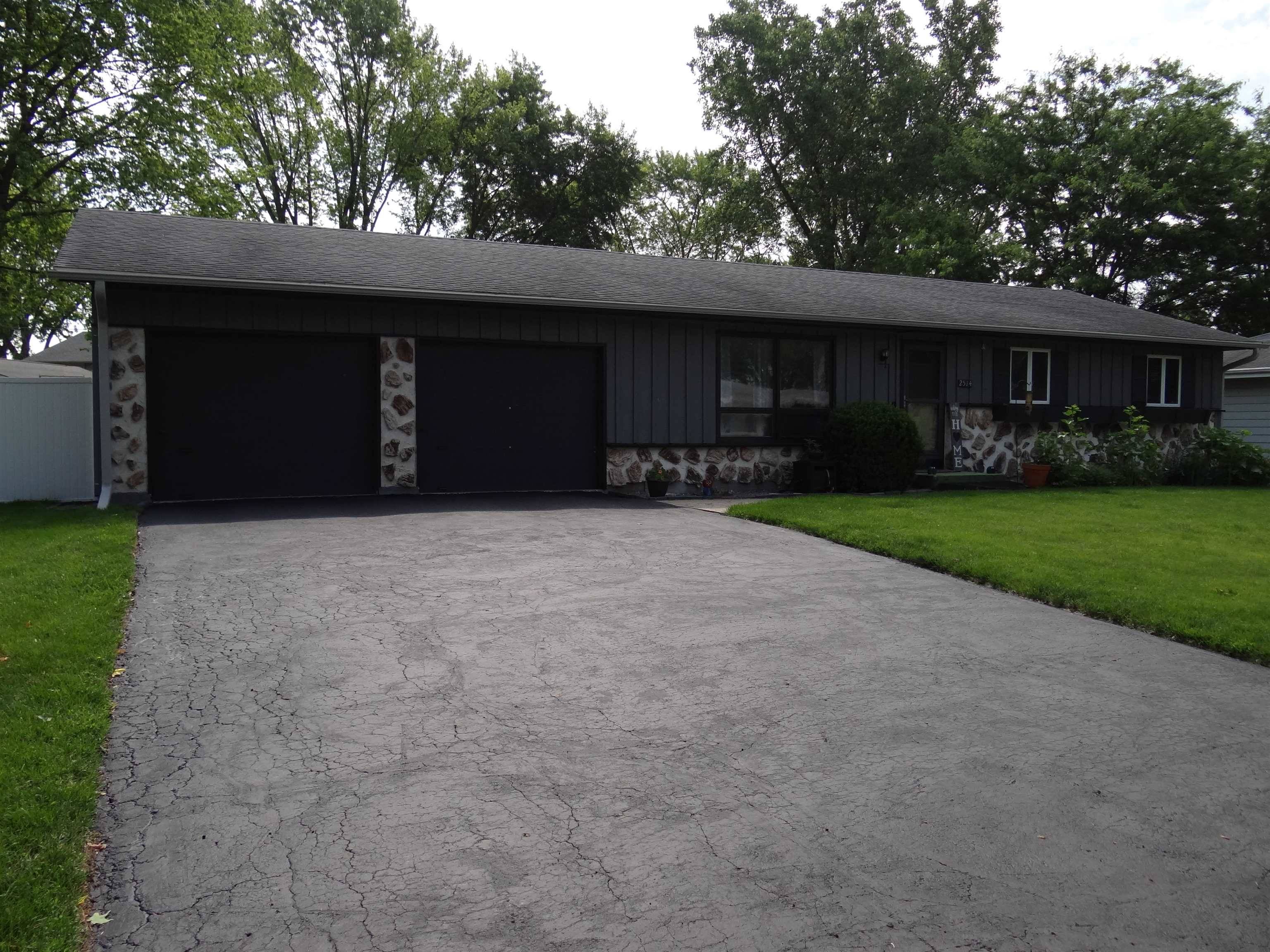 Janesville, WI 53545,2514 Sherwood Drive