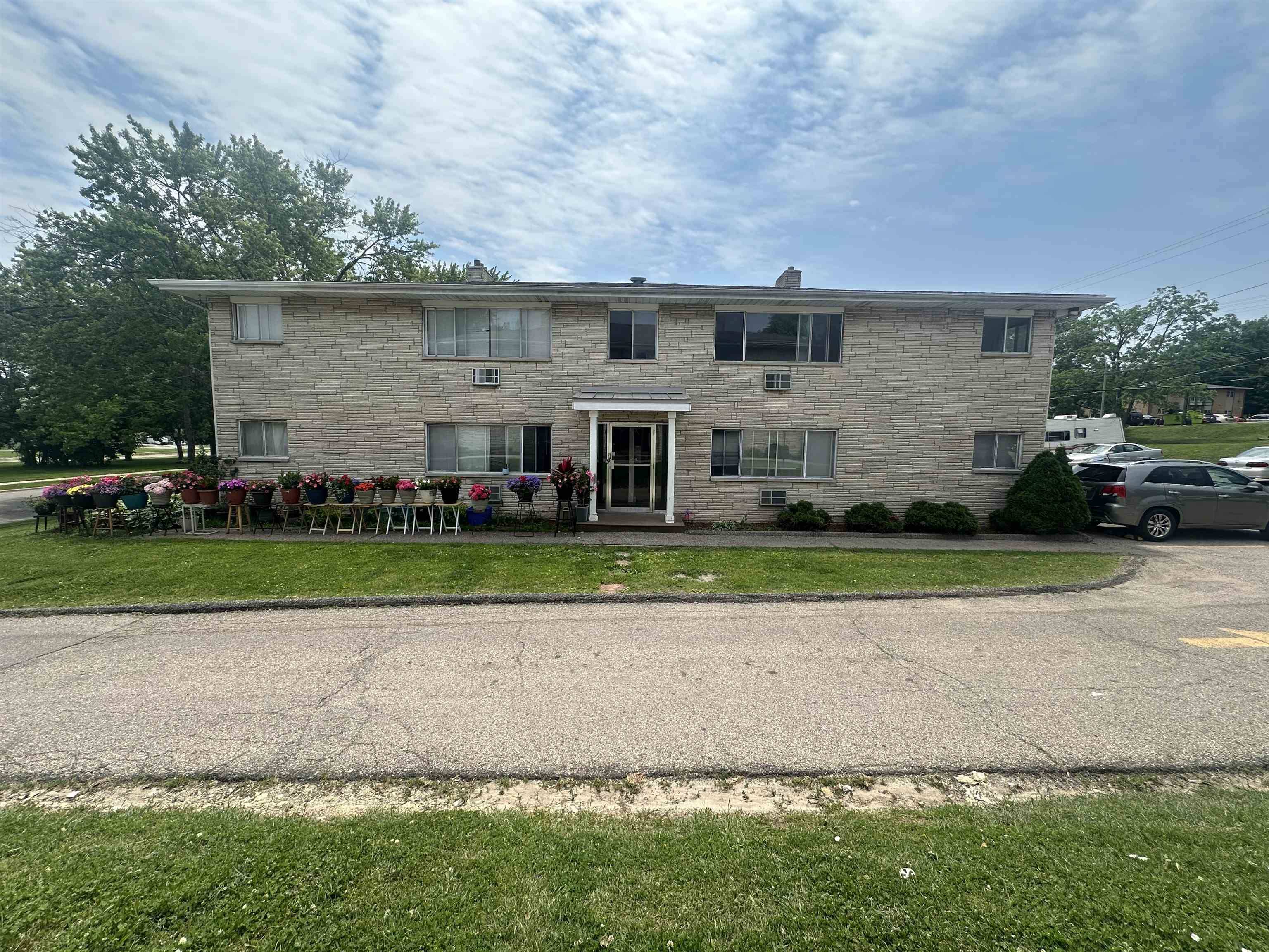 Madison, WI 53711-4521,2338 Allied Drive #3