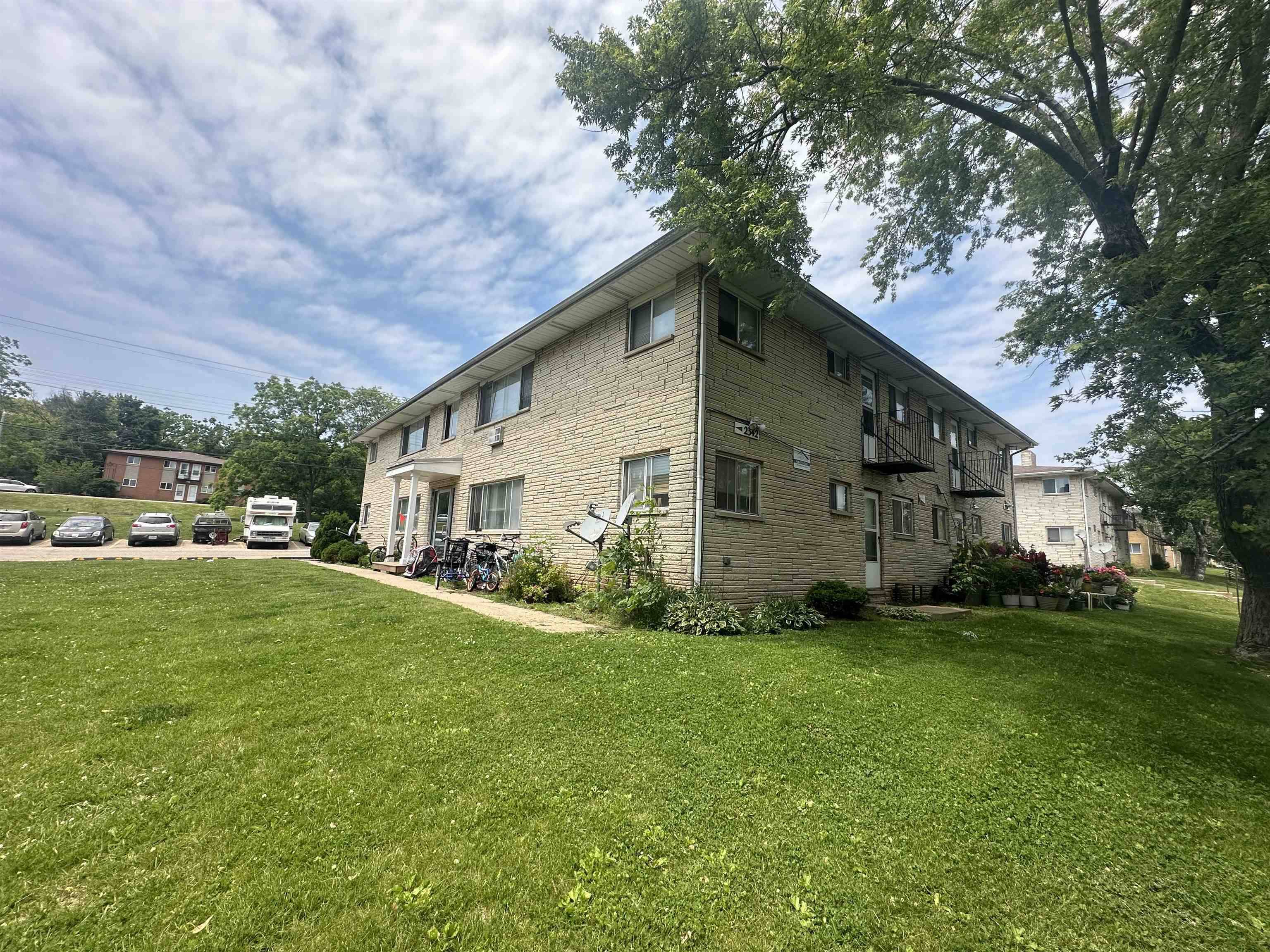 Madison, WI 53711-4521,2342 Allied Drive #3