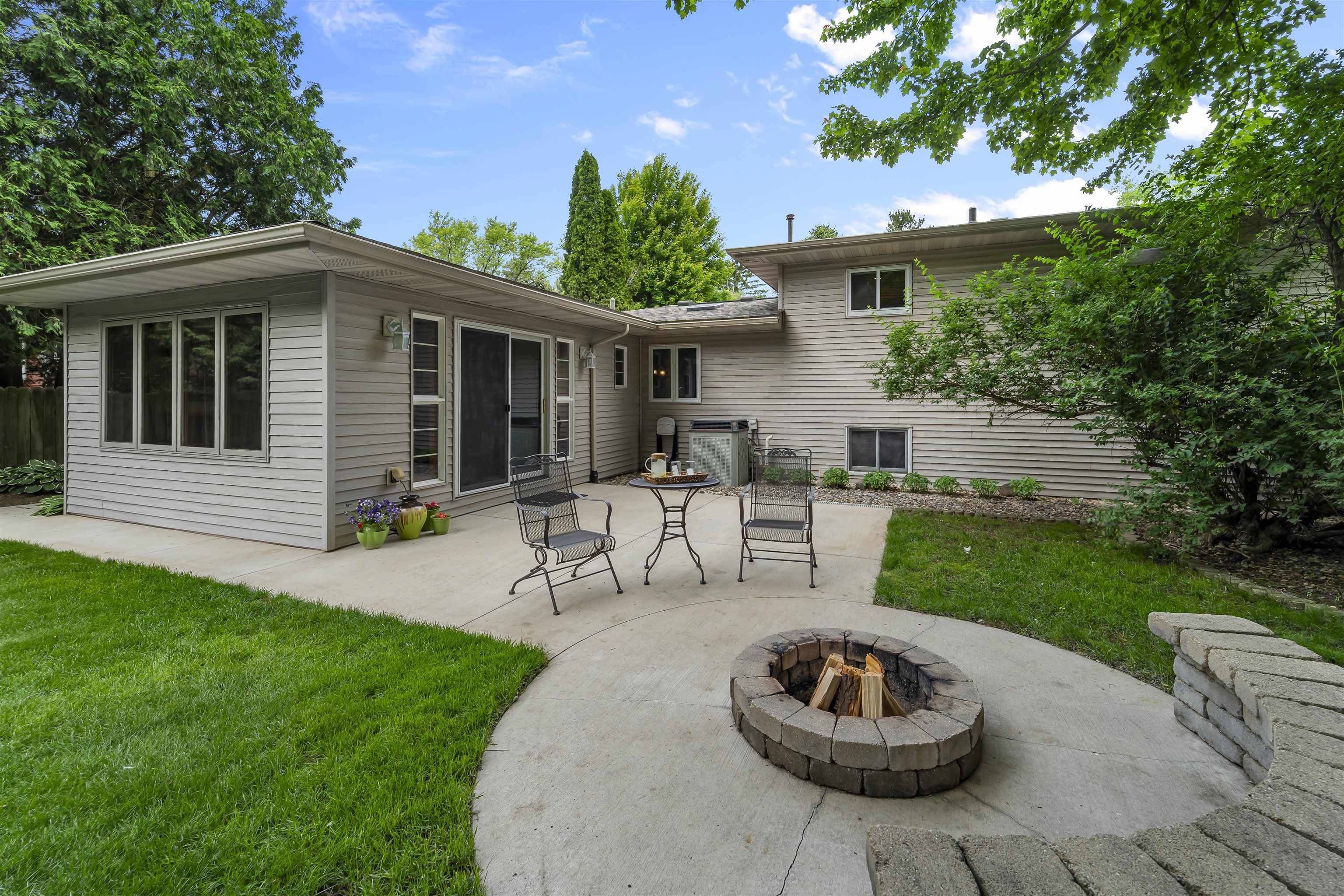 Middleton, WI 53562,7207 Fortune Drive