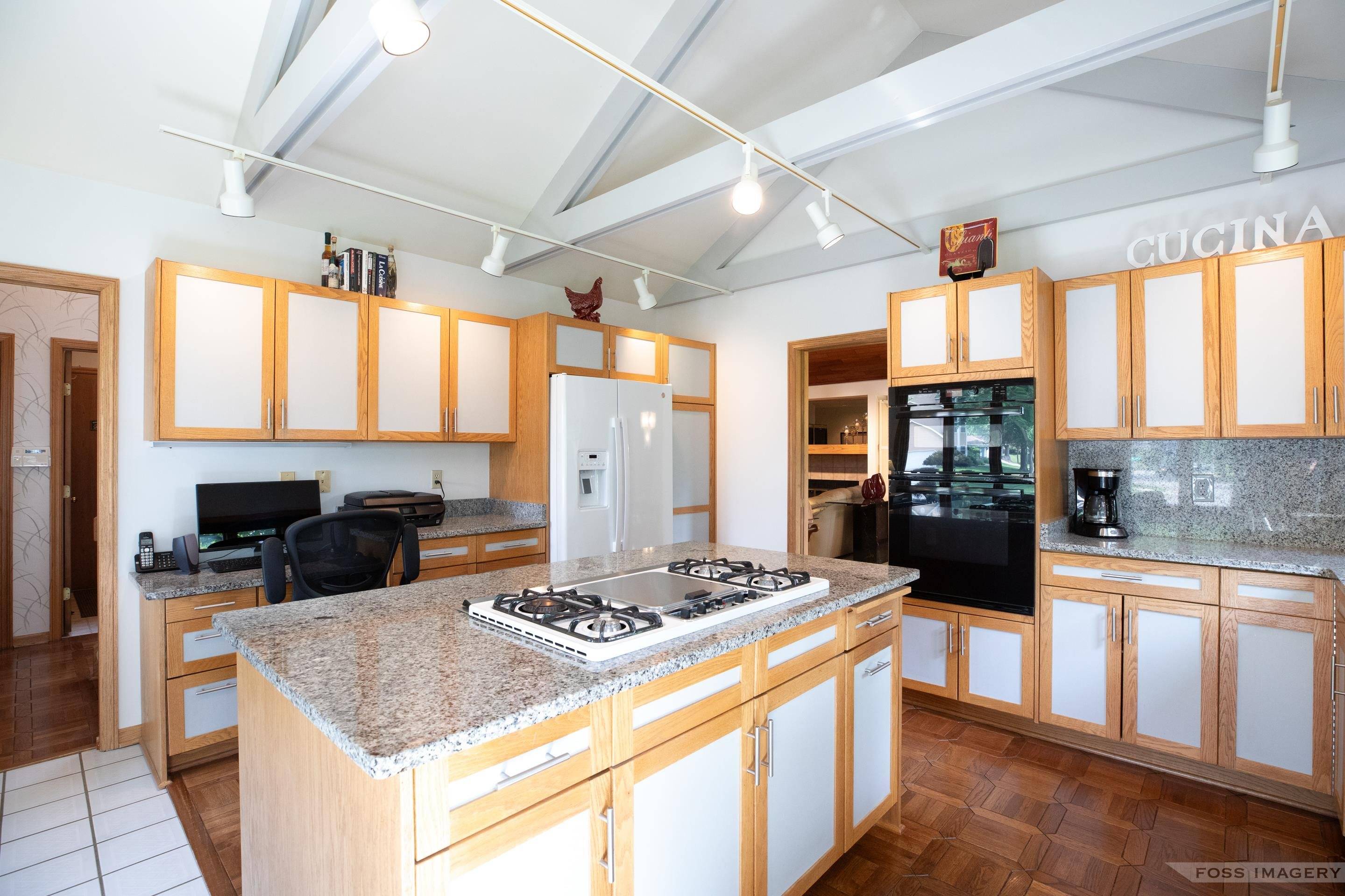 Middleton, WI 53562,1501 Camberwell Court