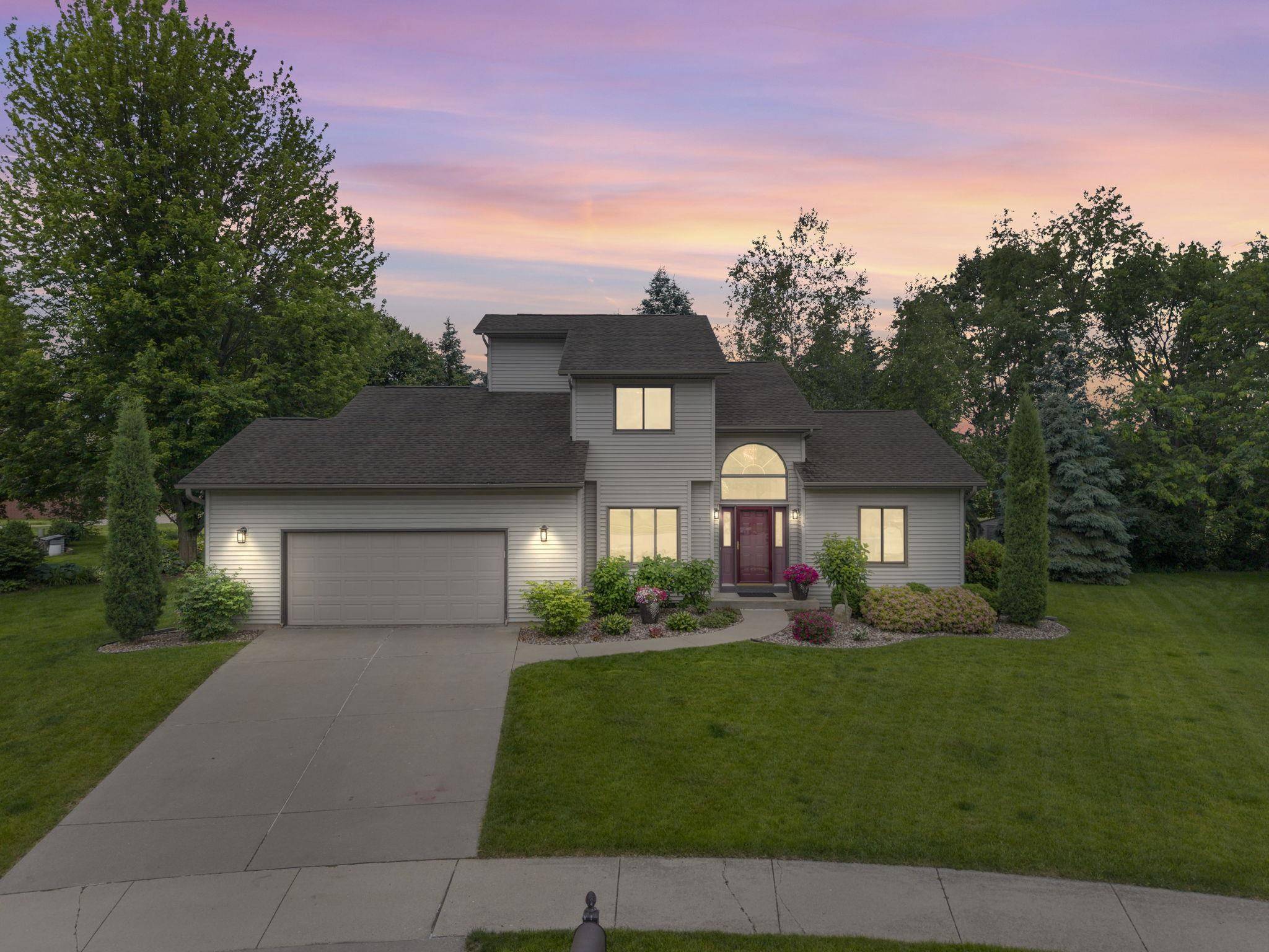 Oregon, WI 53575,466 Lisa Court