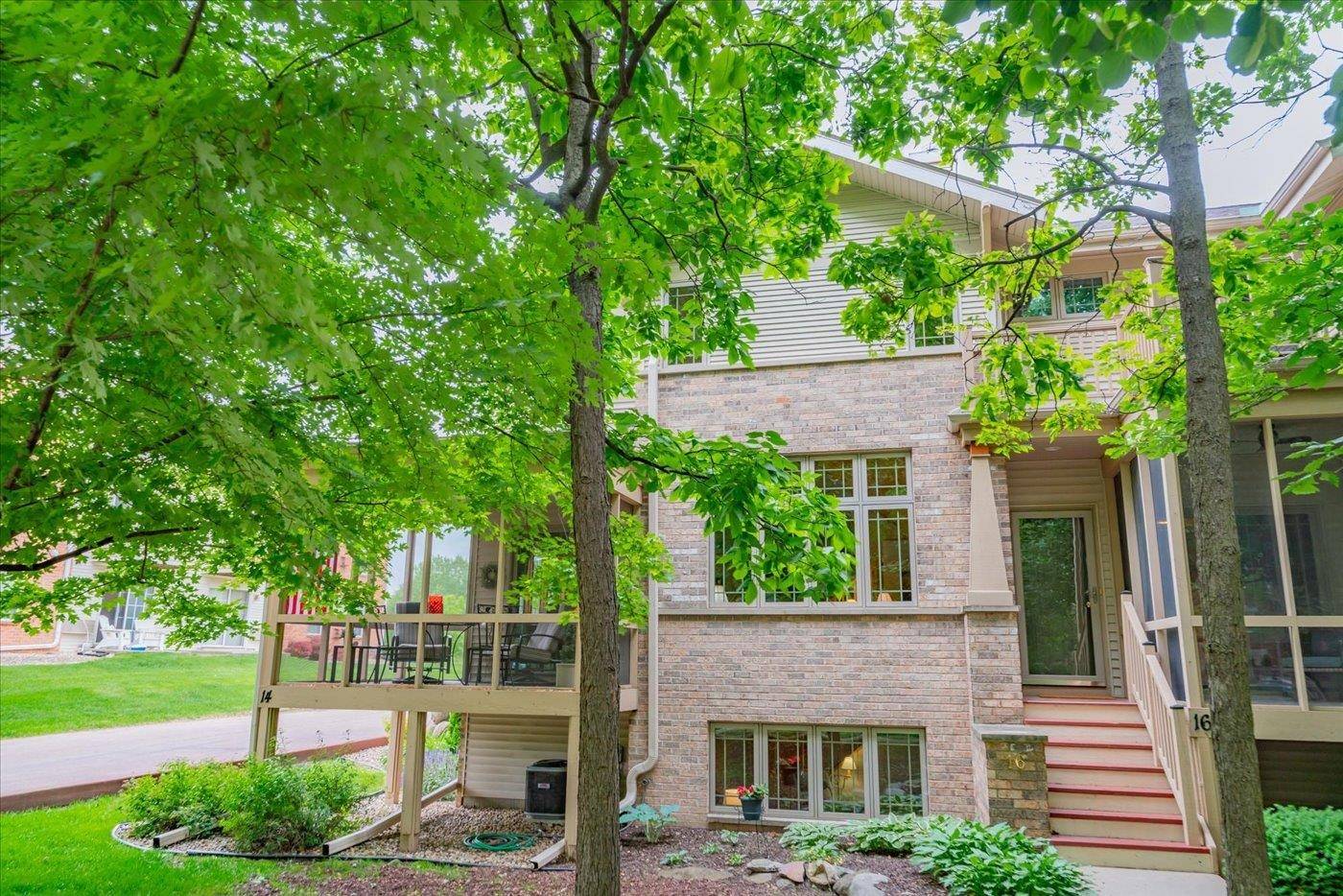 Fitchburg, WI 53711,14 Wood Brook Way