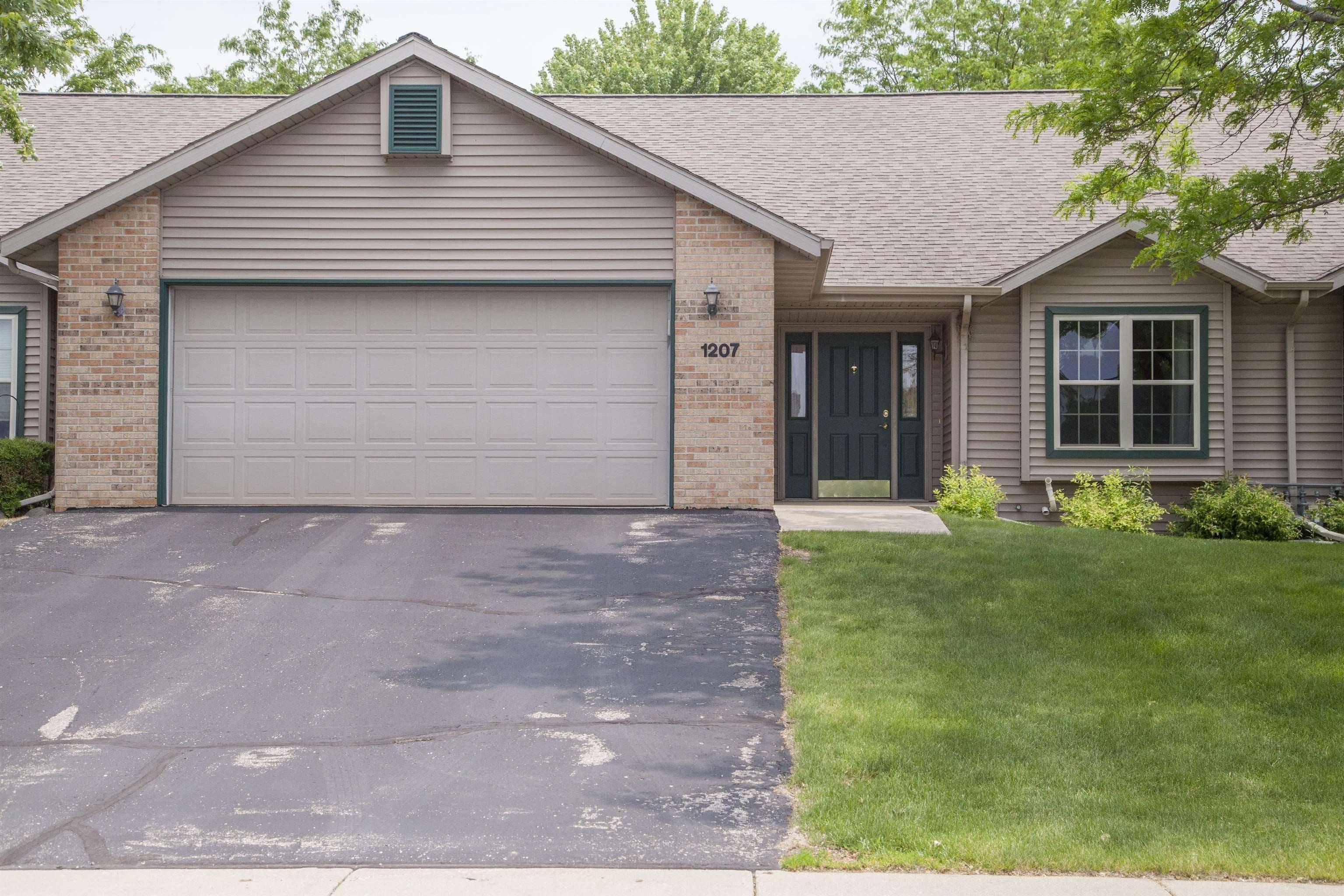Sun Prairie, WI 53590,1207 N Pine Street