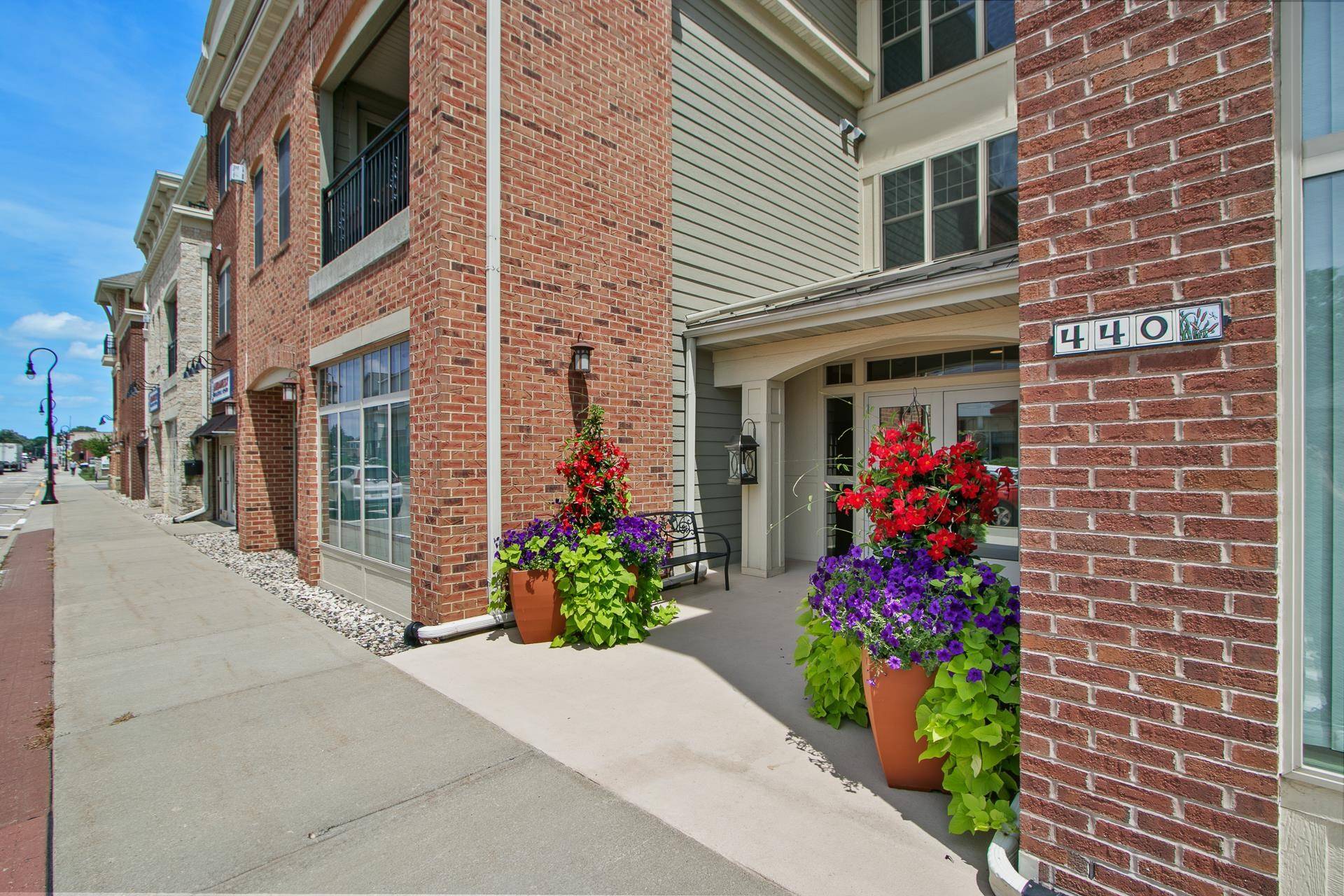 Prairie Du Sac, WI 53578,440 Water Street #112