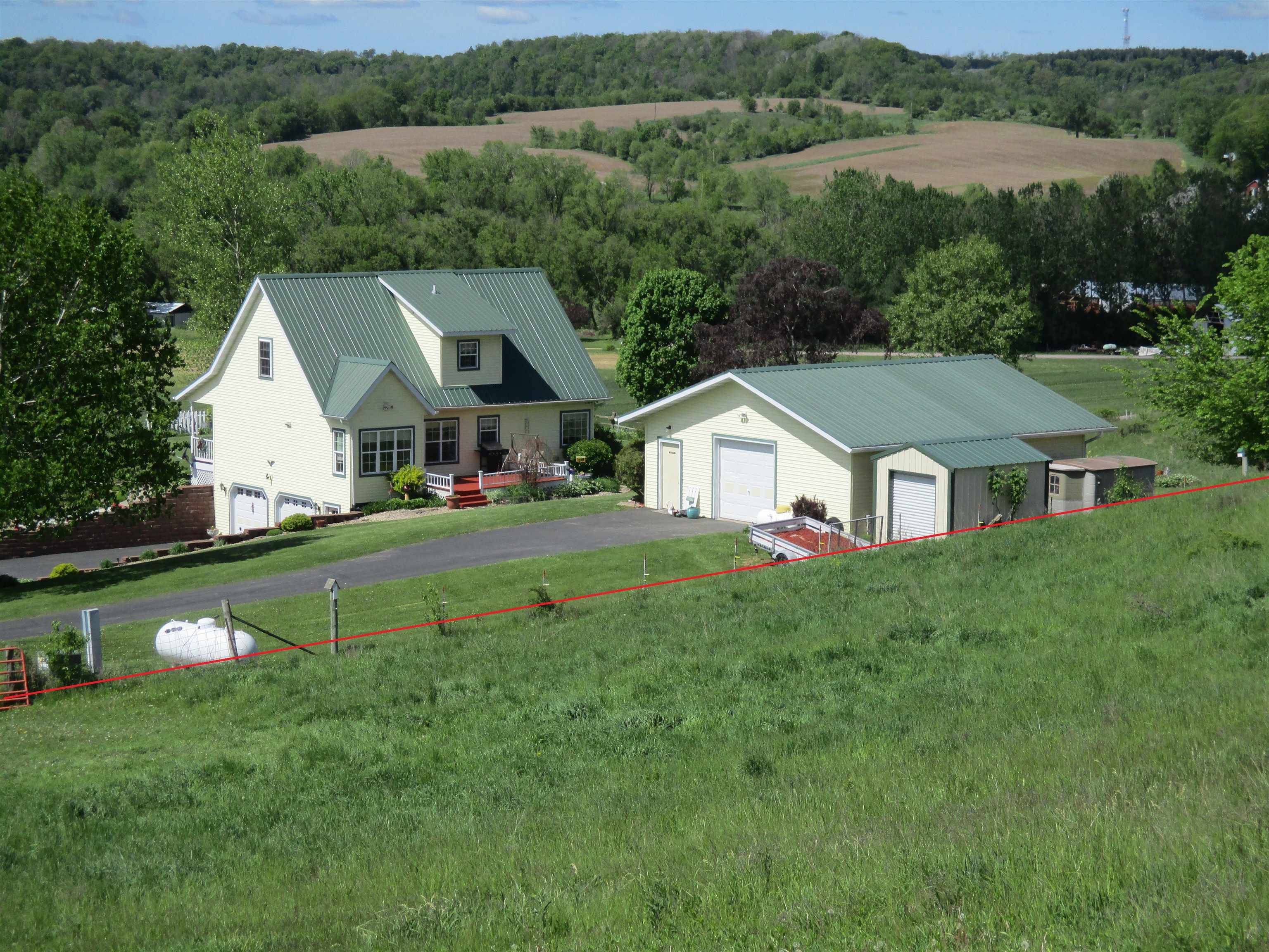 Elroy, WI 53929,30694 County Road W