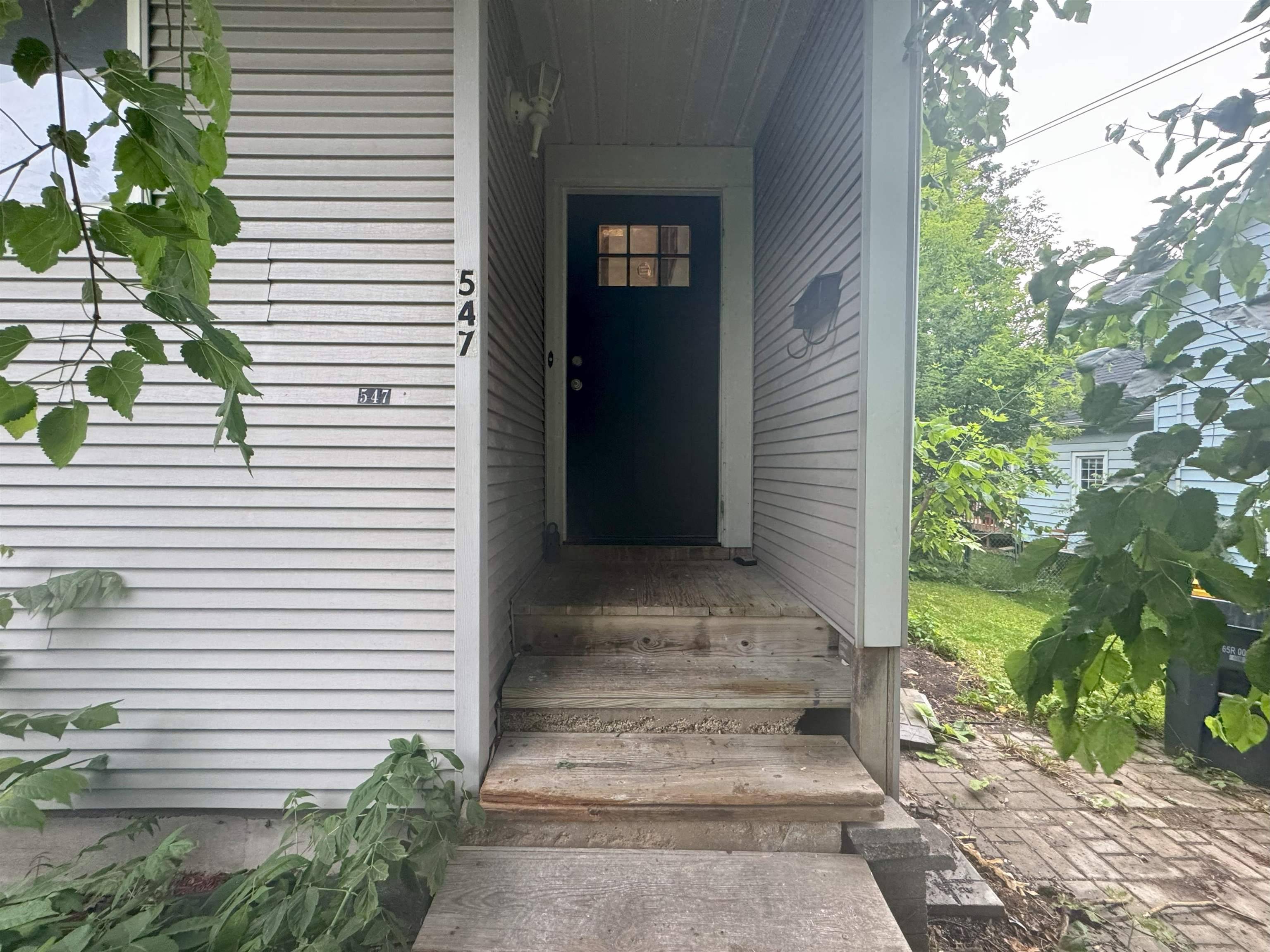 Monroe, WI 53566,1515 6th Street