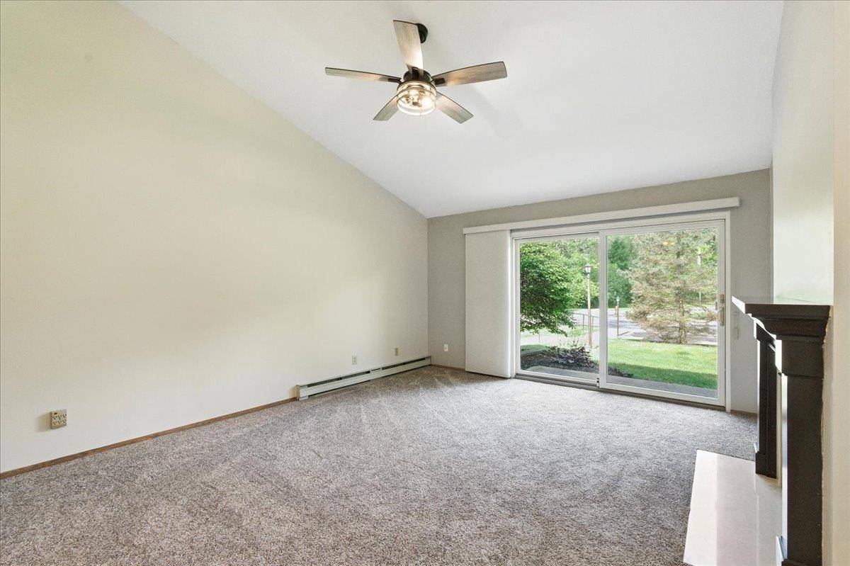 Middleton, WI 53562,3107 Harbor Village Road #1