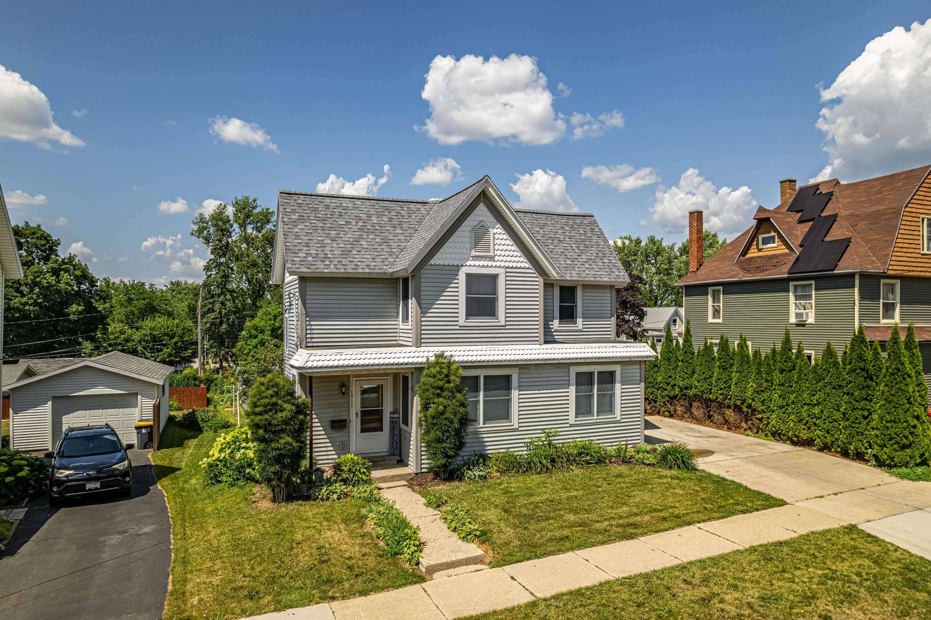 Monroe, WI 53566-1549,1915 7th Street