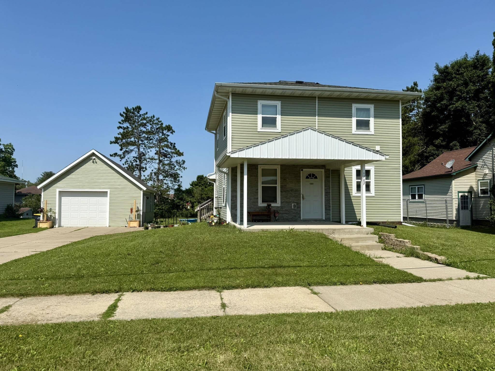 Tomah, WI 54660,1707 Stoughton Avenue