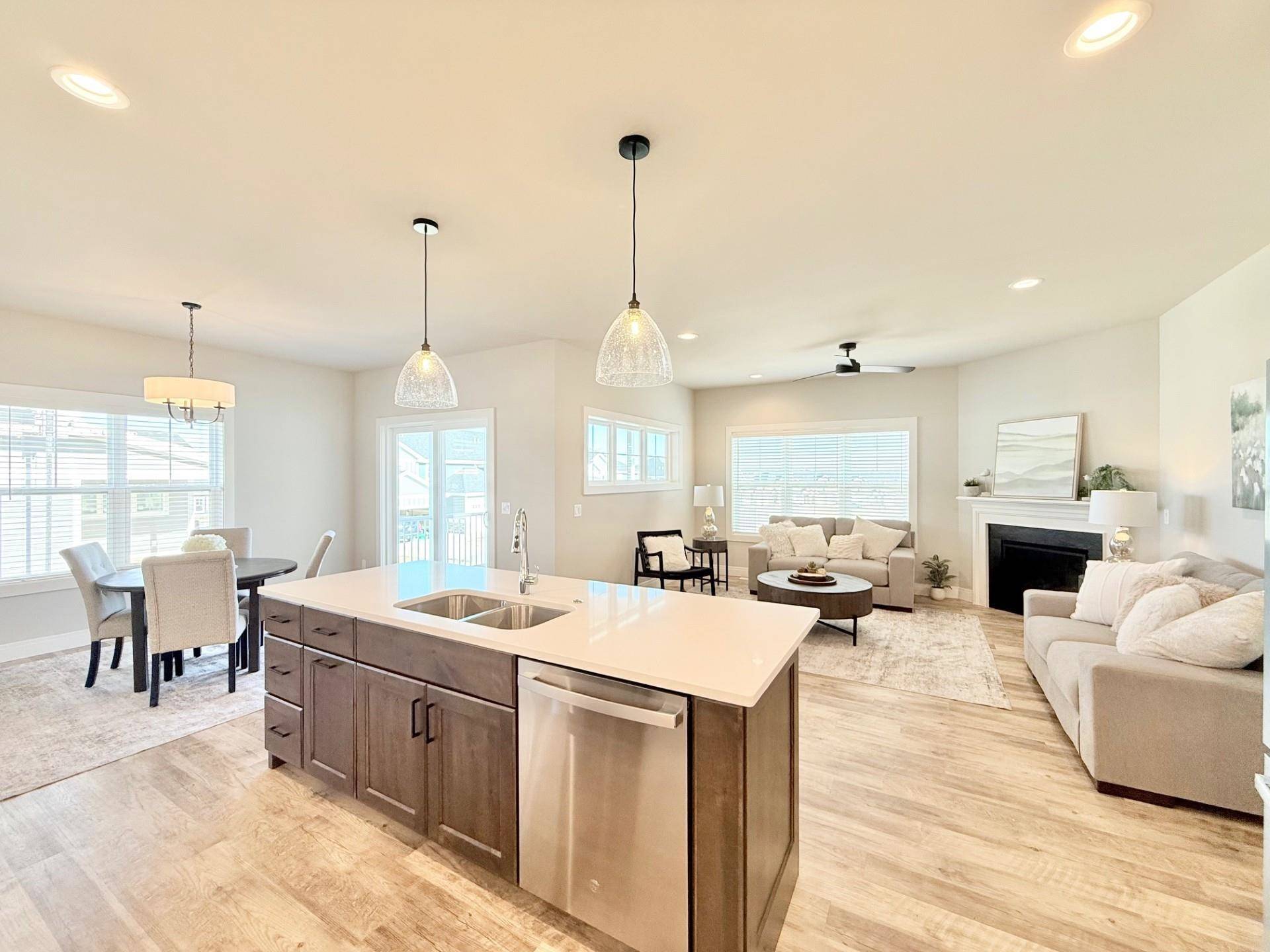 Deforest, WI 53532,4713 Bellflower Drive