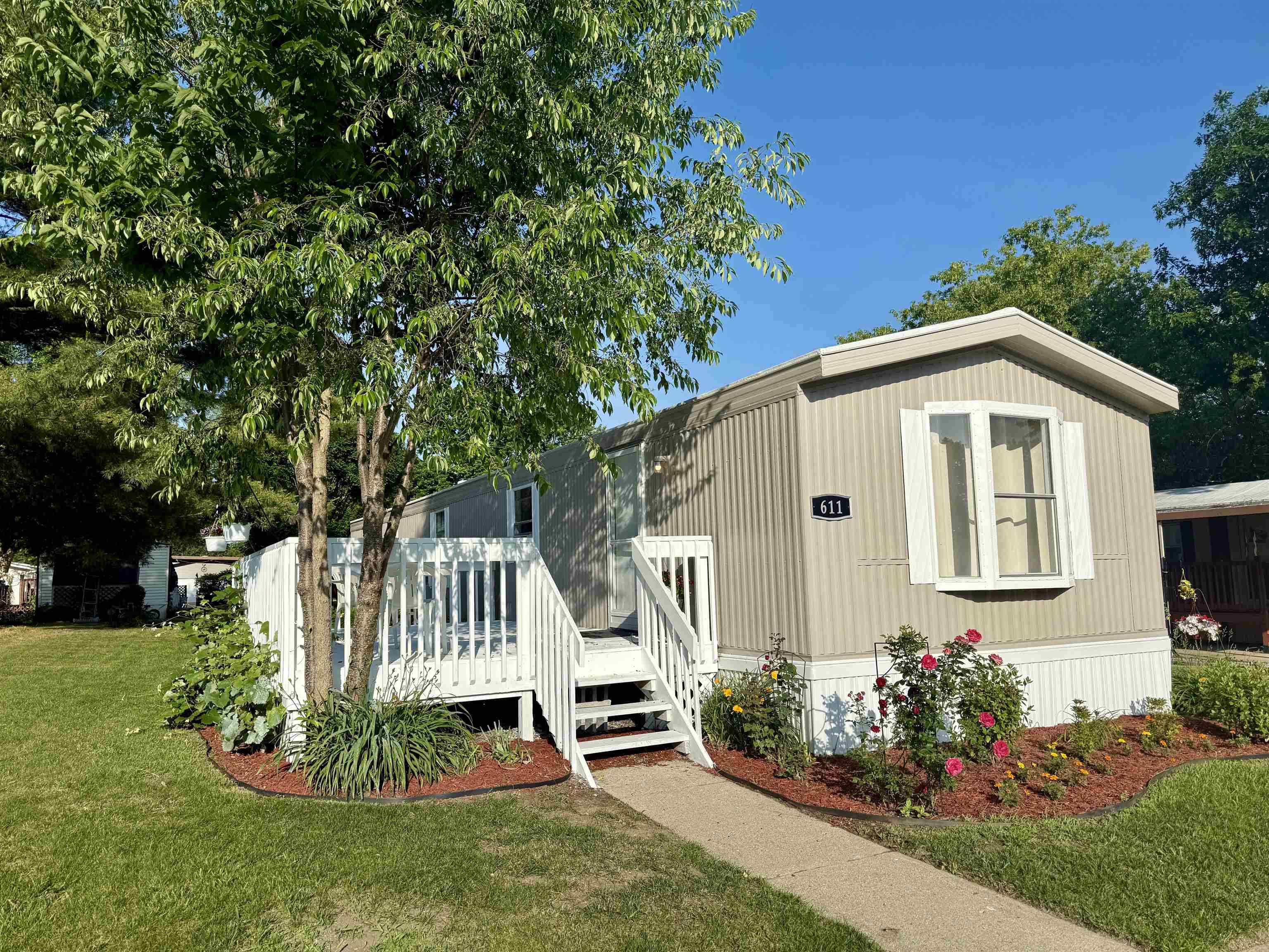 Belvidere, IL 61008,611 E Wood Lane