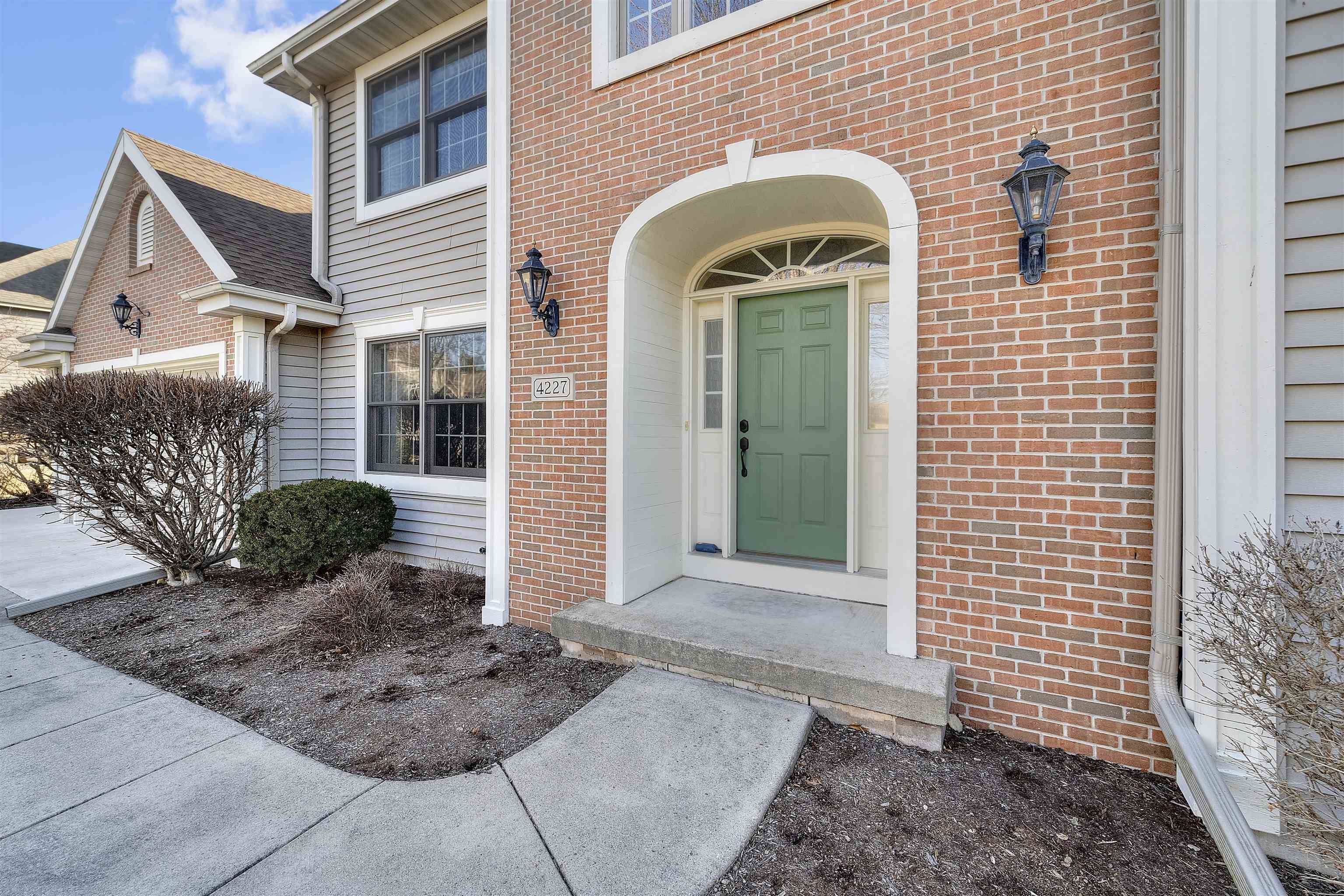 Middleton, WI 53562,4227 Savannah Court