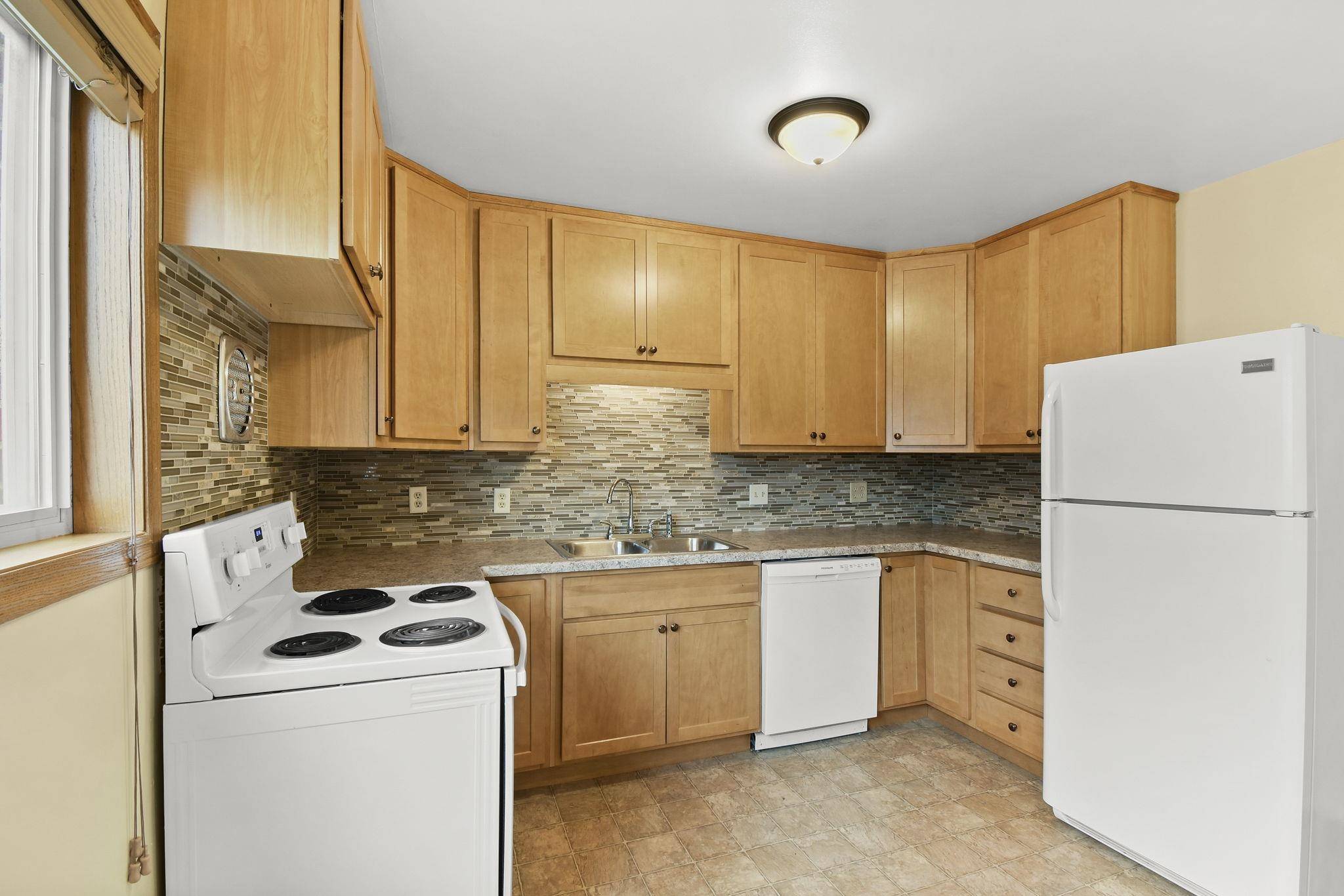 Madison, WI 53711,426 Rushmore Lane