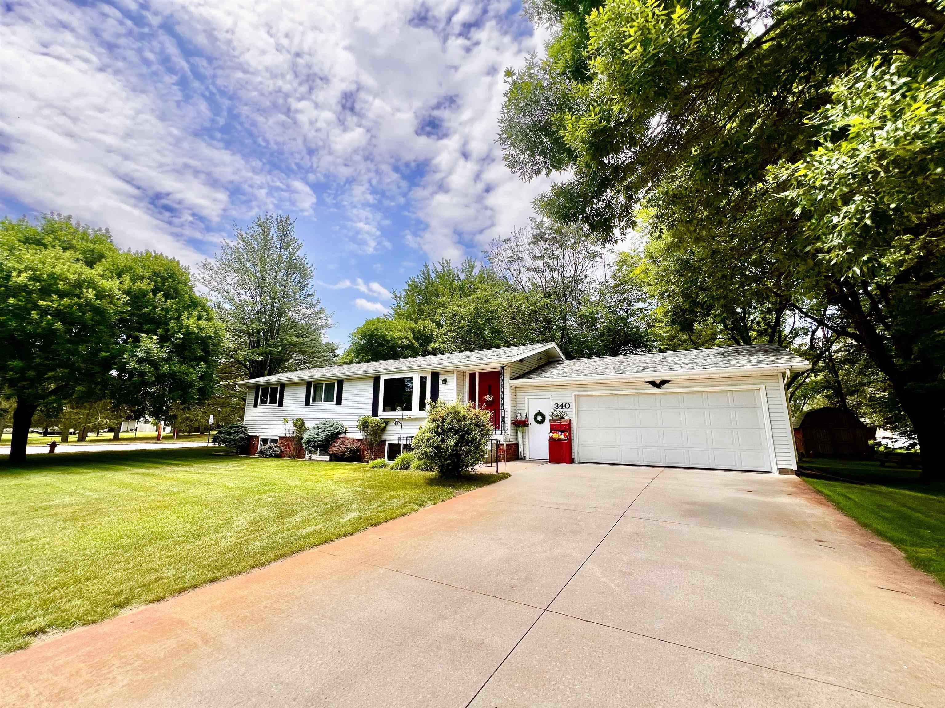 Nekoosa, WI 54457,340 Hampton Circle