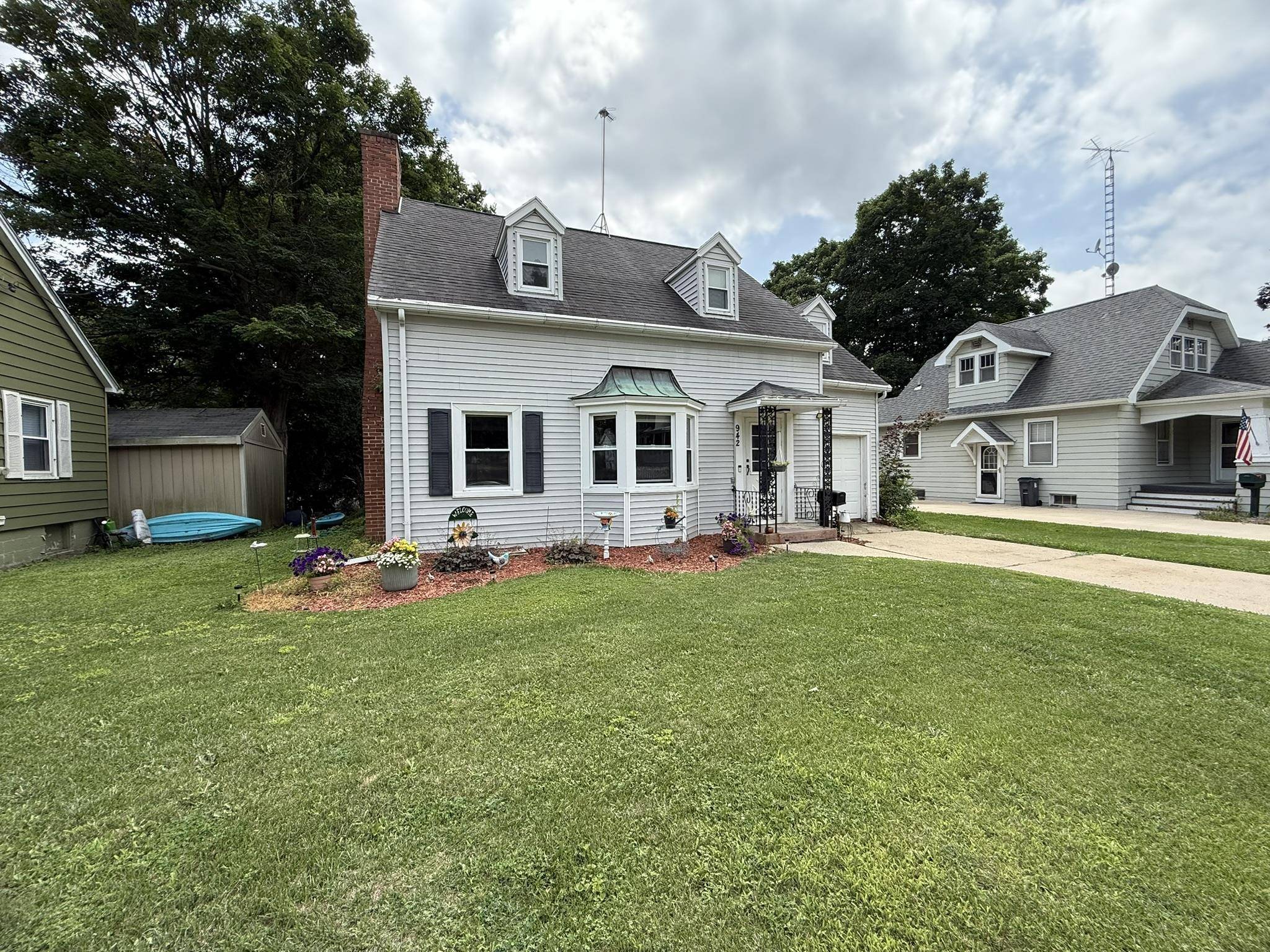 Monroe, WI 53566,942 11th Street