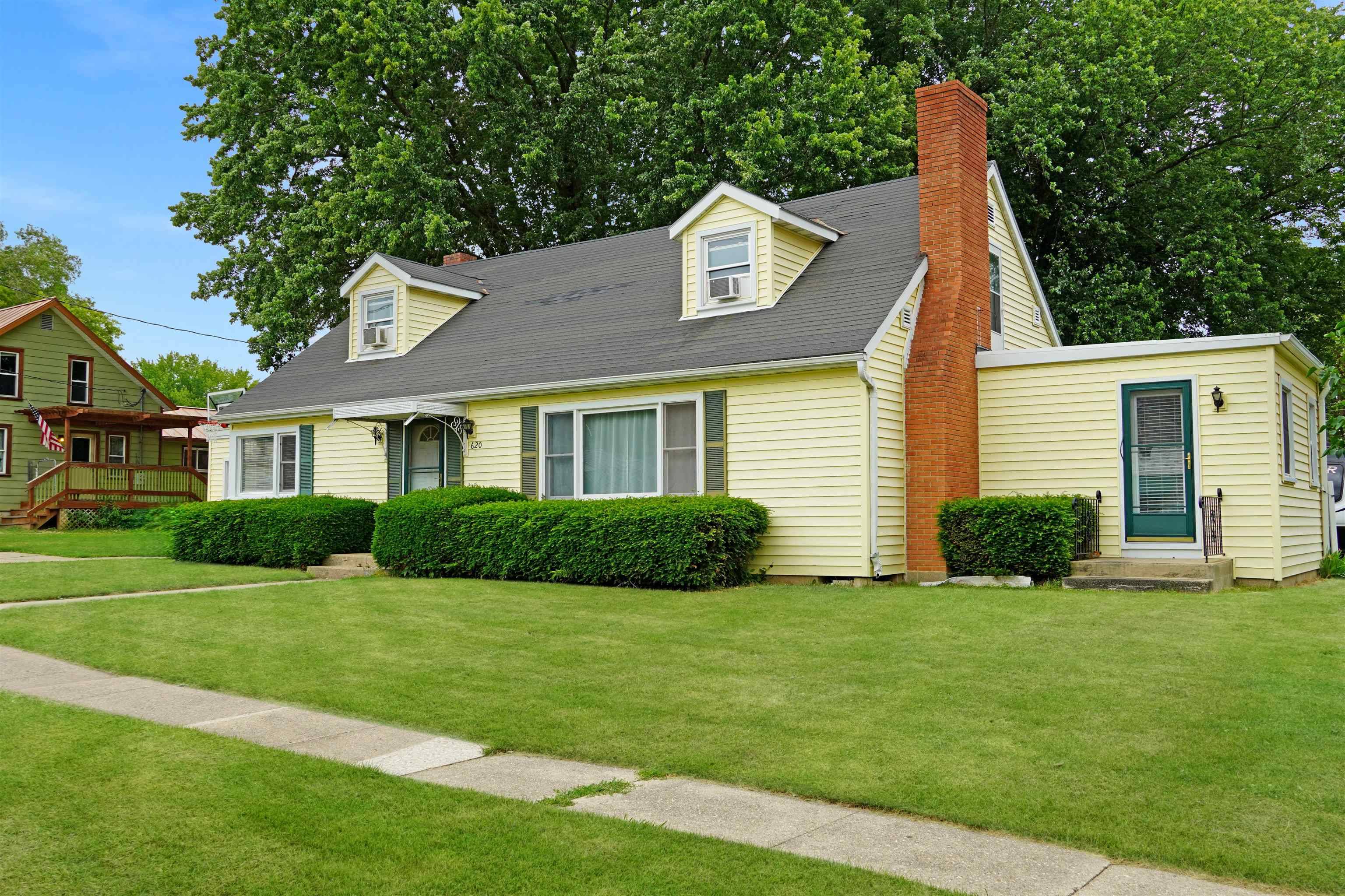 Hillsboro, WI 54634,620 Hillsborough Avenue