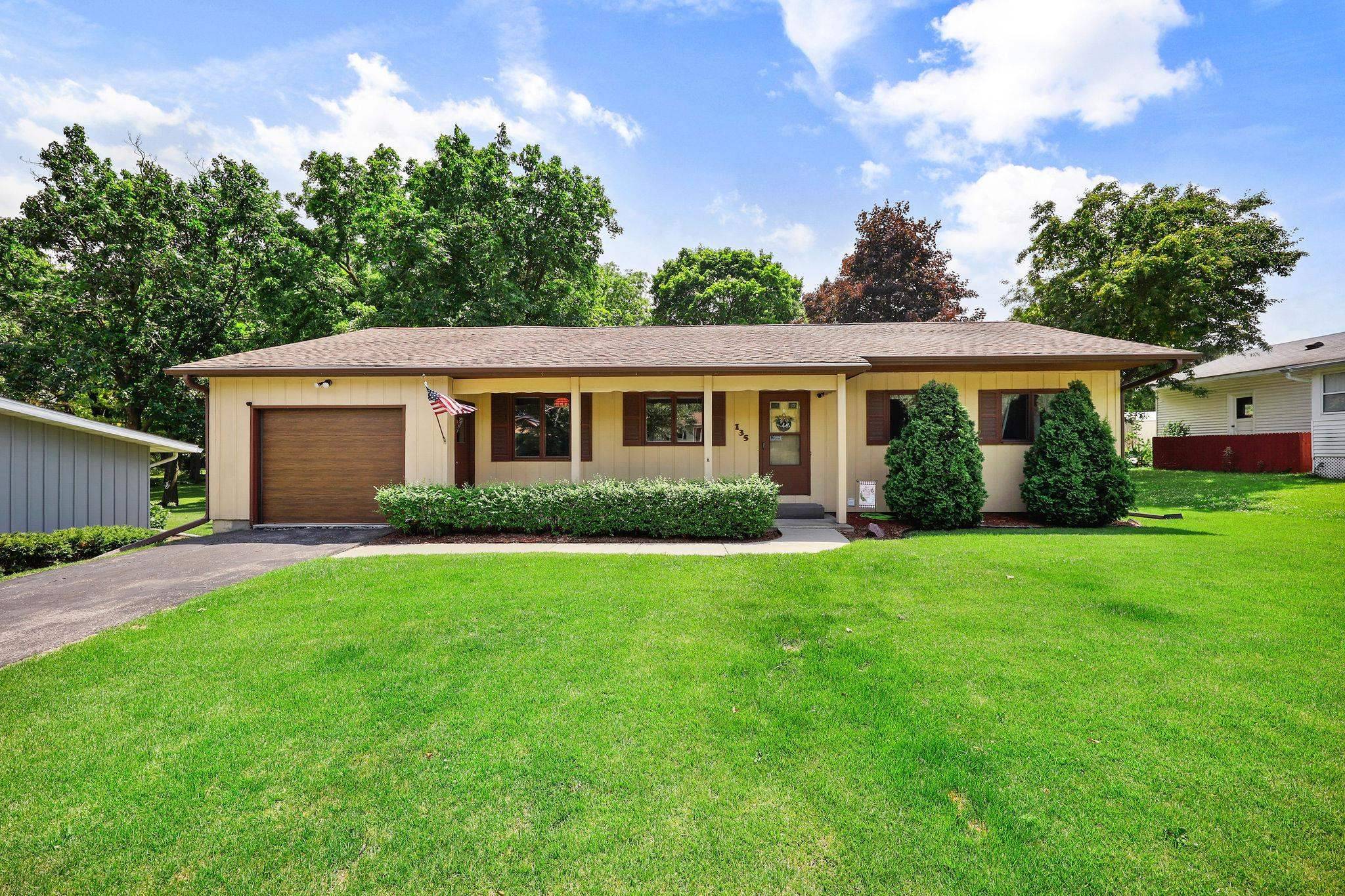 Baraboo, WI 53913,135 13th Avenue