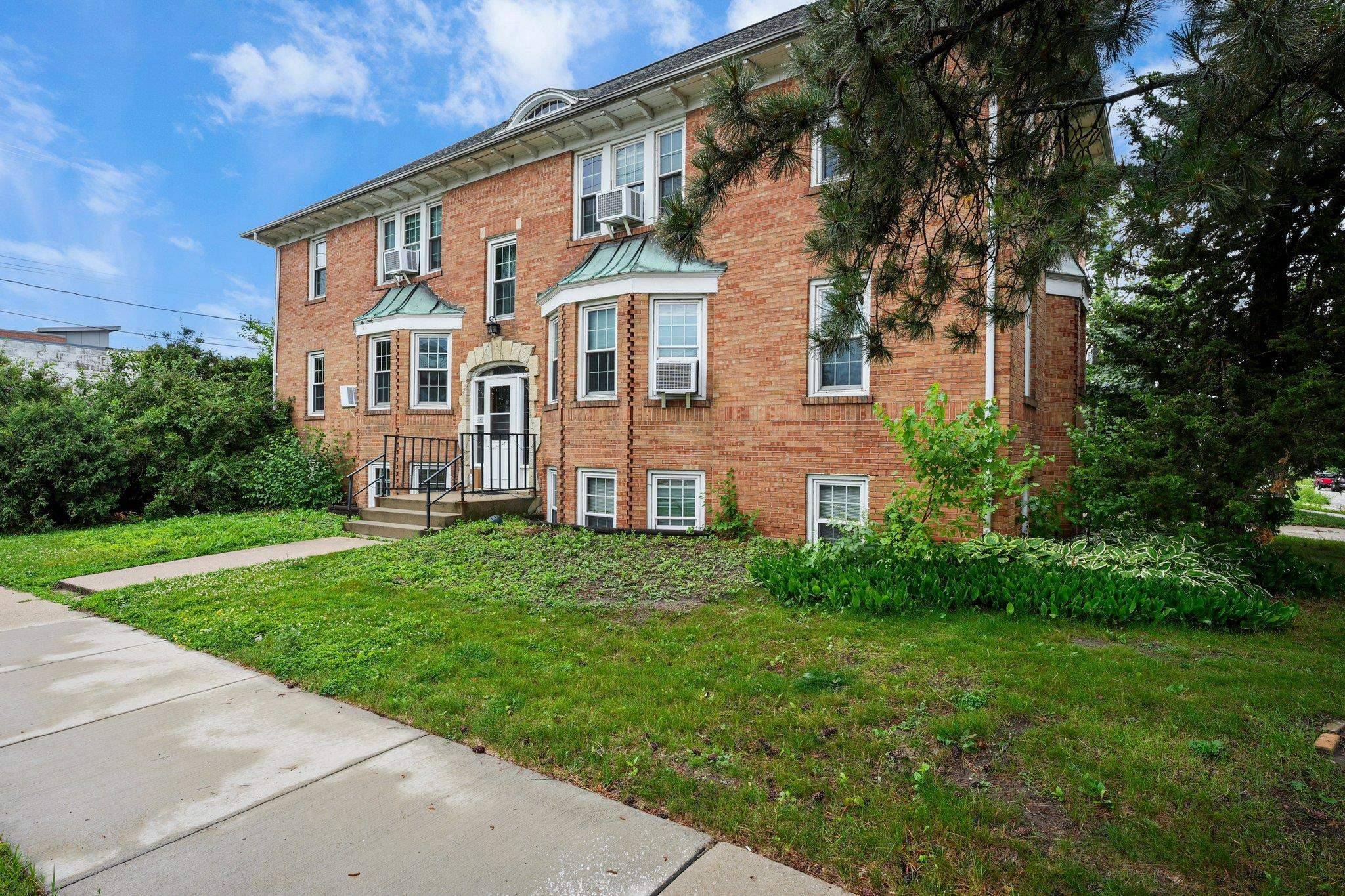 Madison, WI 53715,833 Midland Street