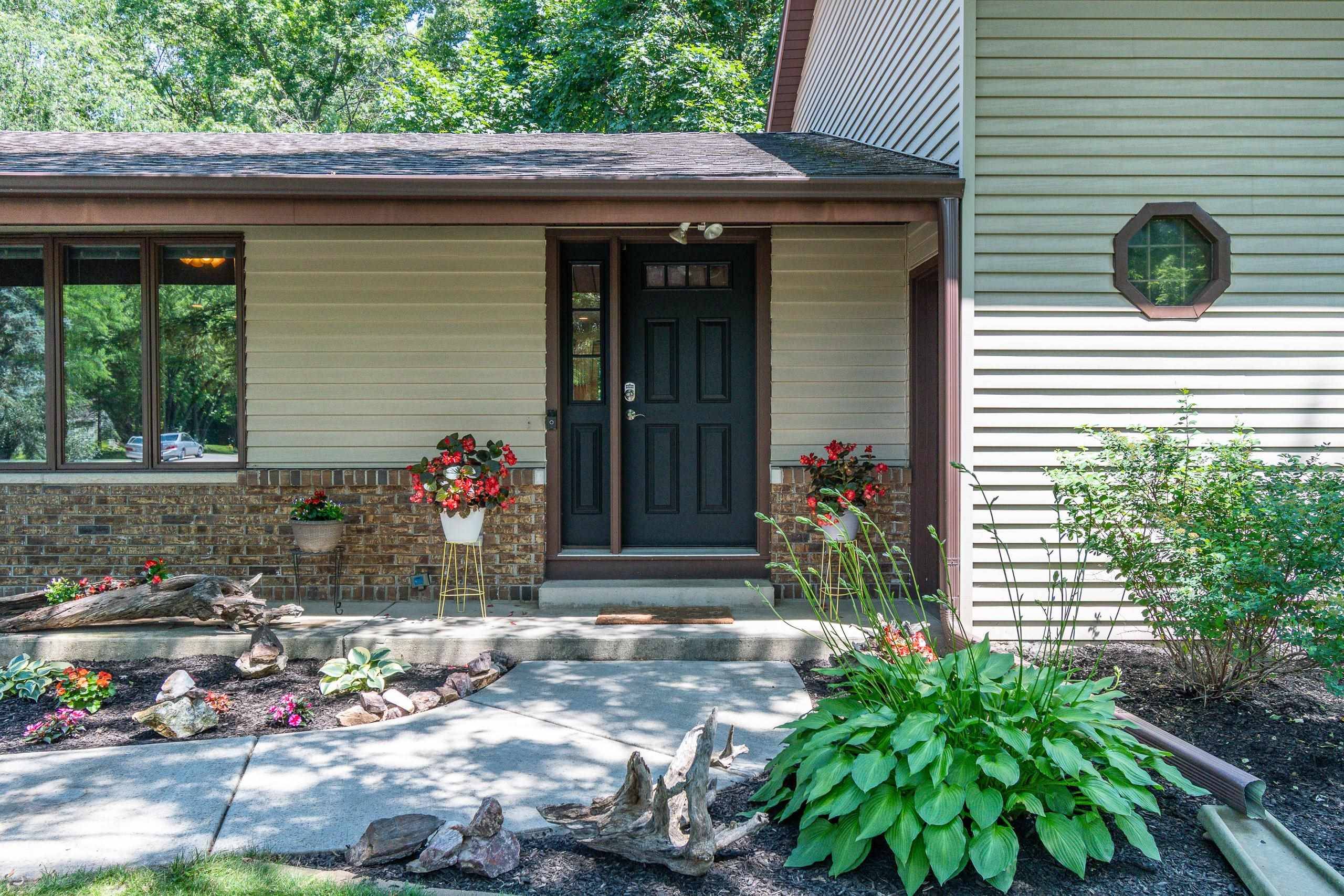 Janesville, WI 53546,3276 E Danbury Drive